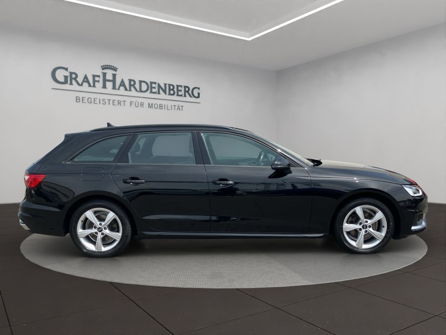 Bild über Audi A4 Avant advanced 35 TFSI S tronic - für weitere Informationen kontaktieren Sie den Audi Partner