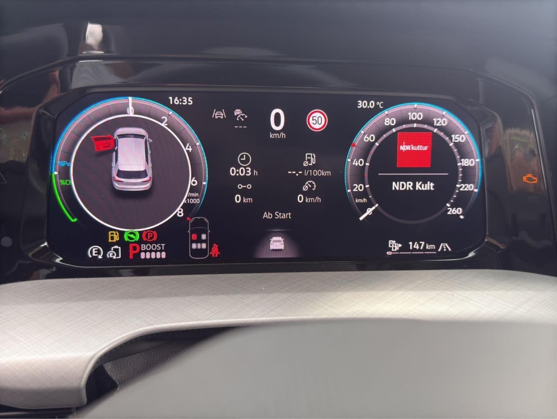 Volkswagen Golf Life