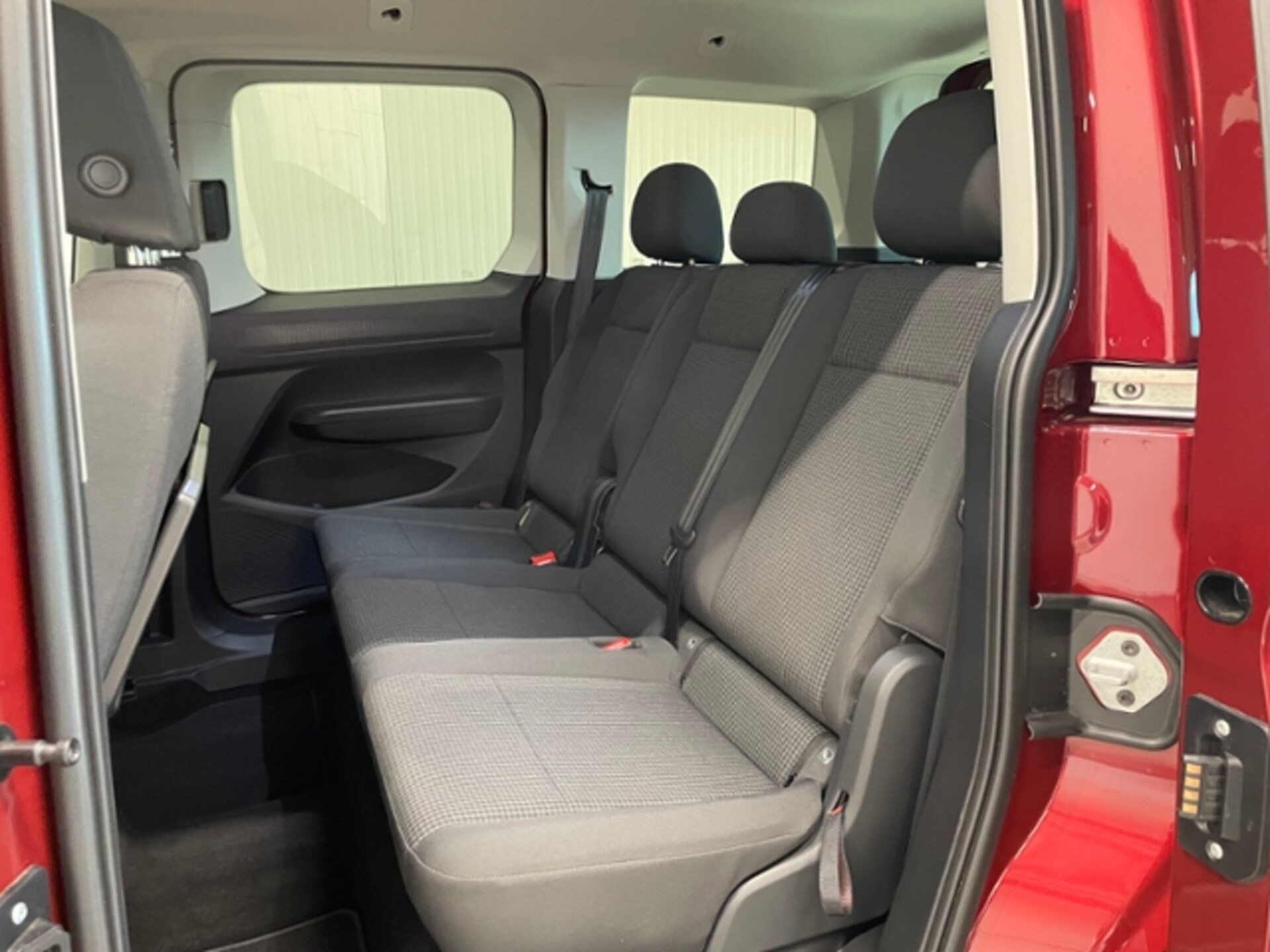 Volkswagen Caddy Basis-Modell