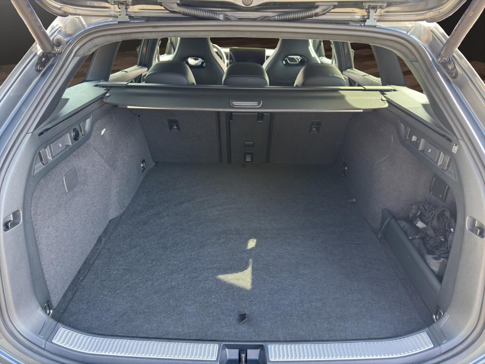 Volkswagen Passat – Bild 15