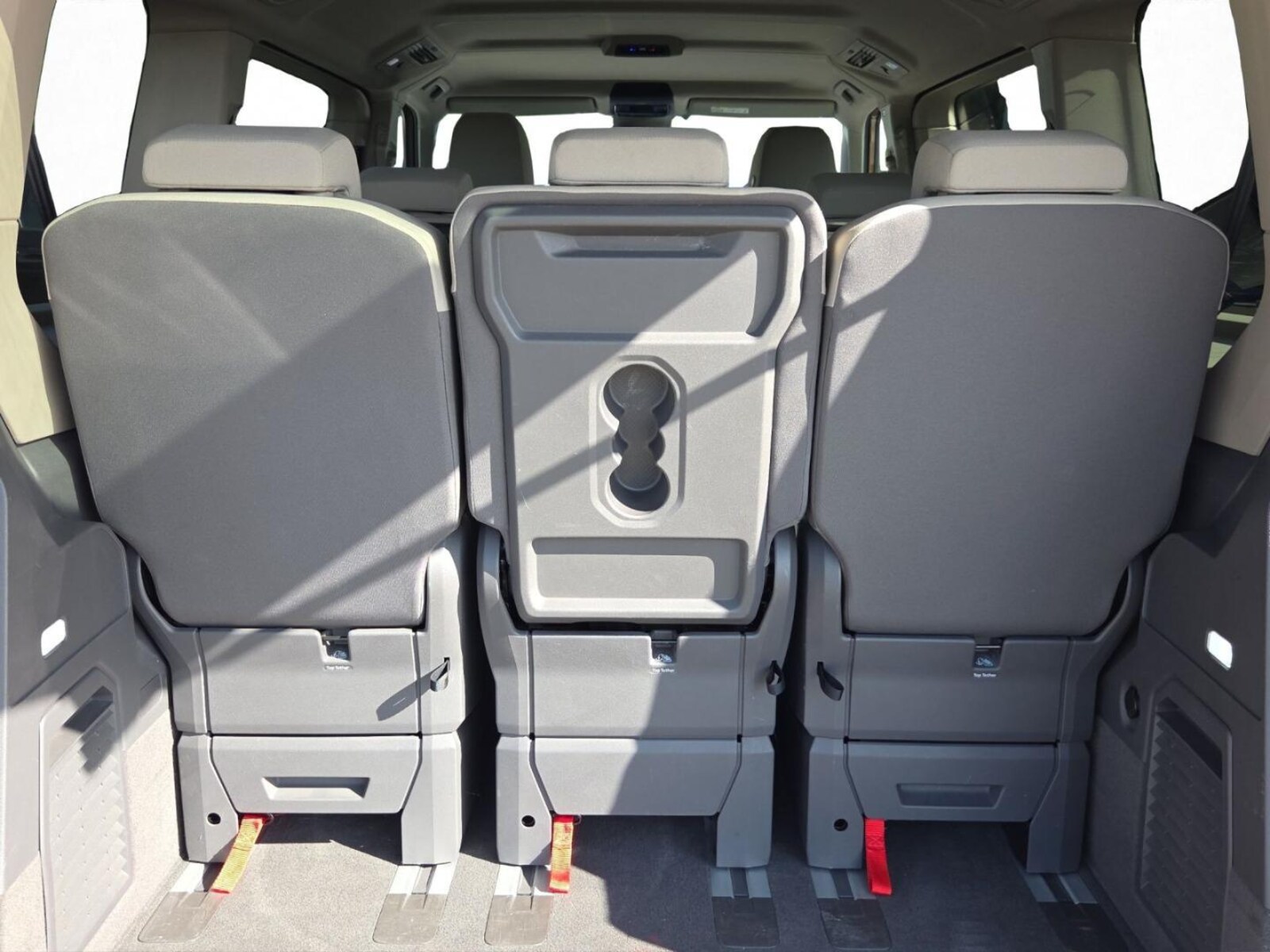 Volkswagen Multivan – Bild 11