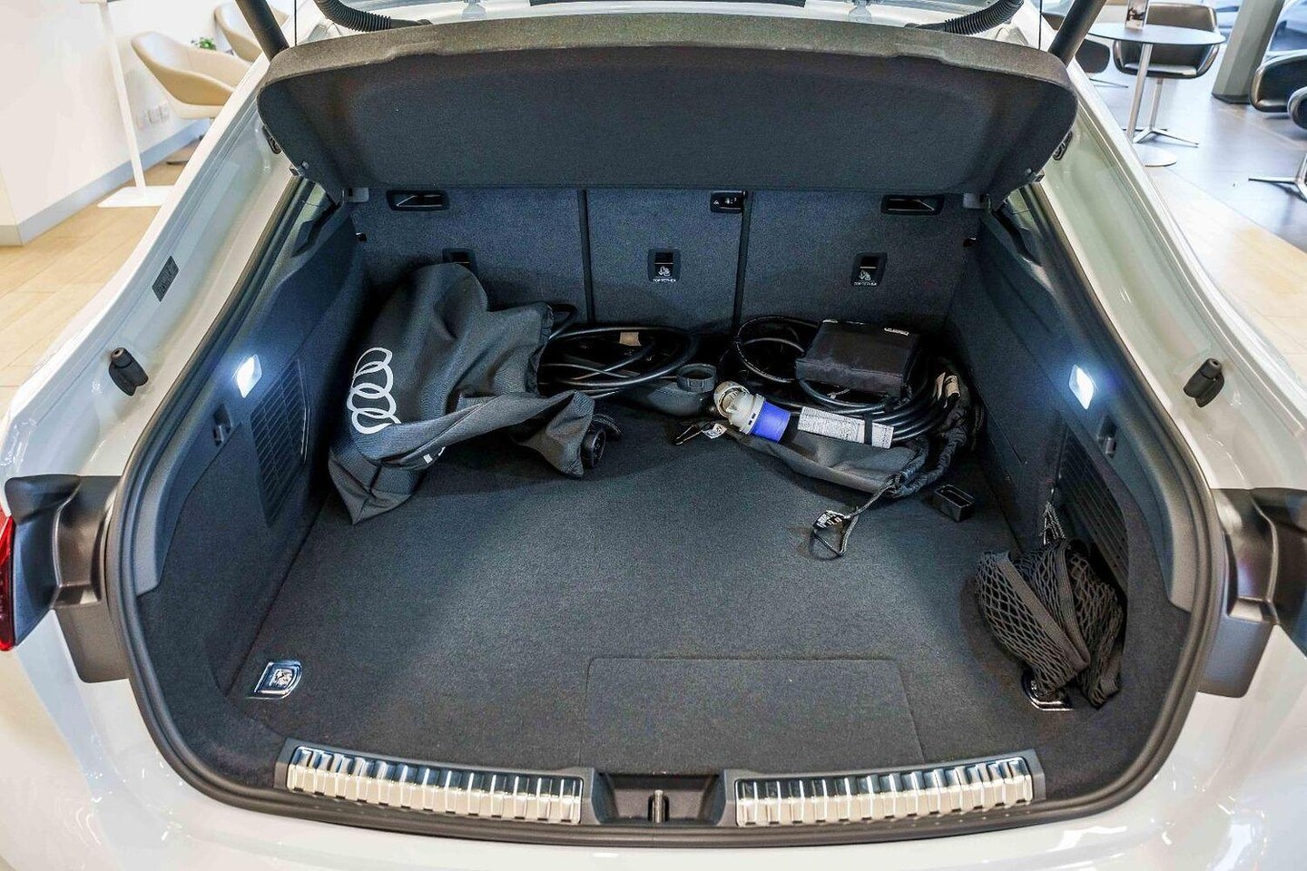 Image about Audi A5 Sedan TFSI e e-hybrid quattro 270 kW S tronic