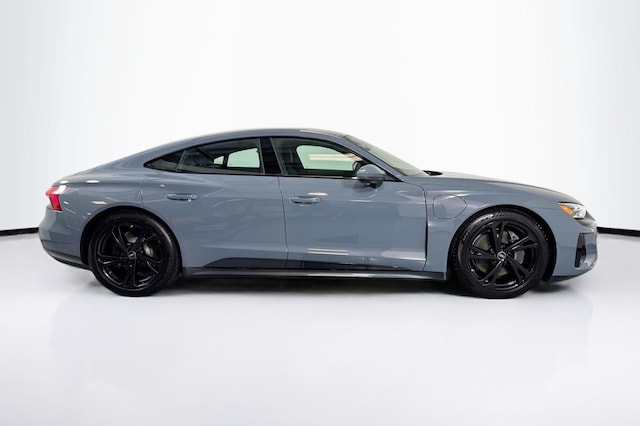 2022 Audi e-tron GT