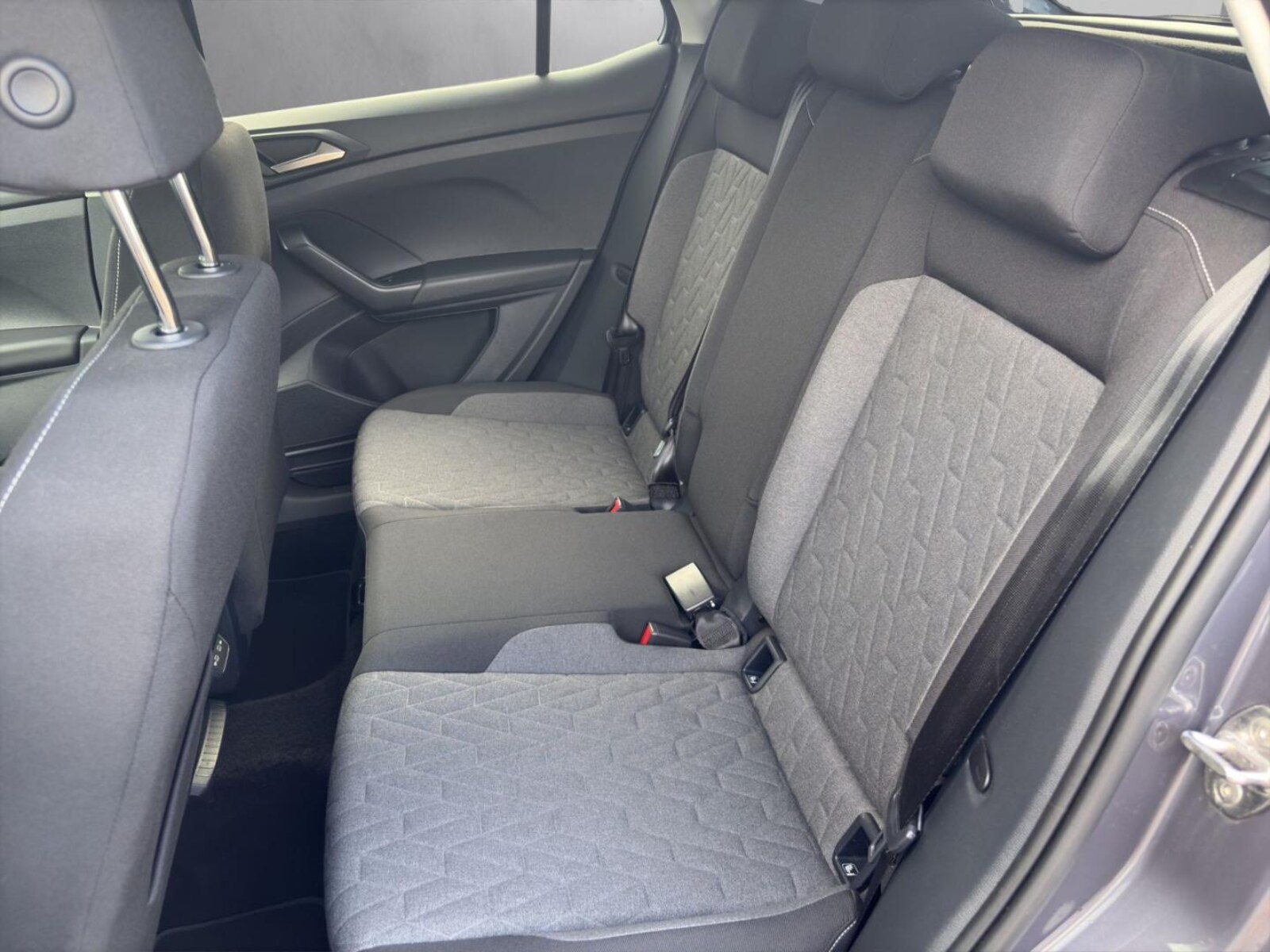 Volkswagen T-Cross – Bild 10