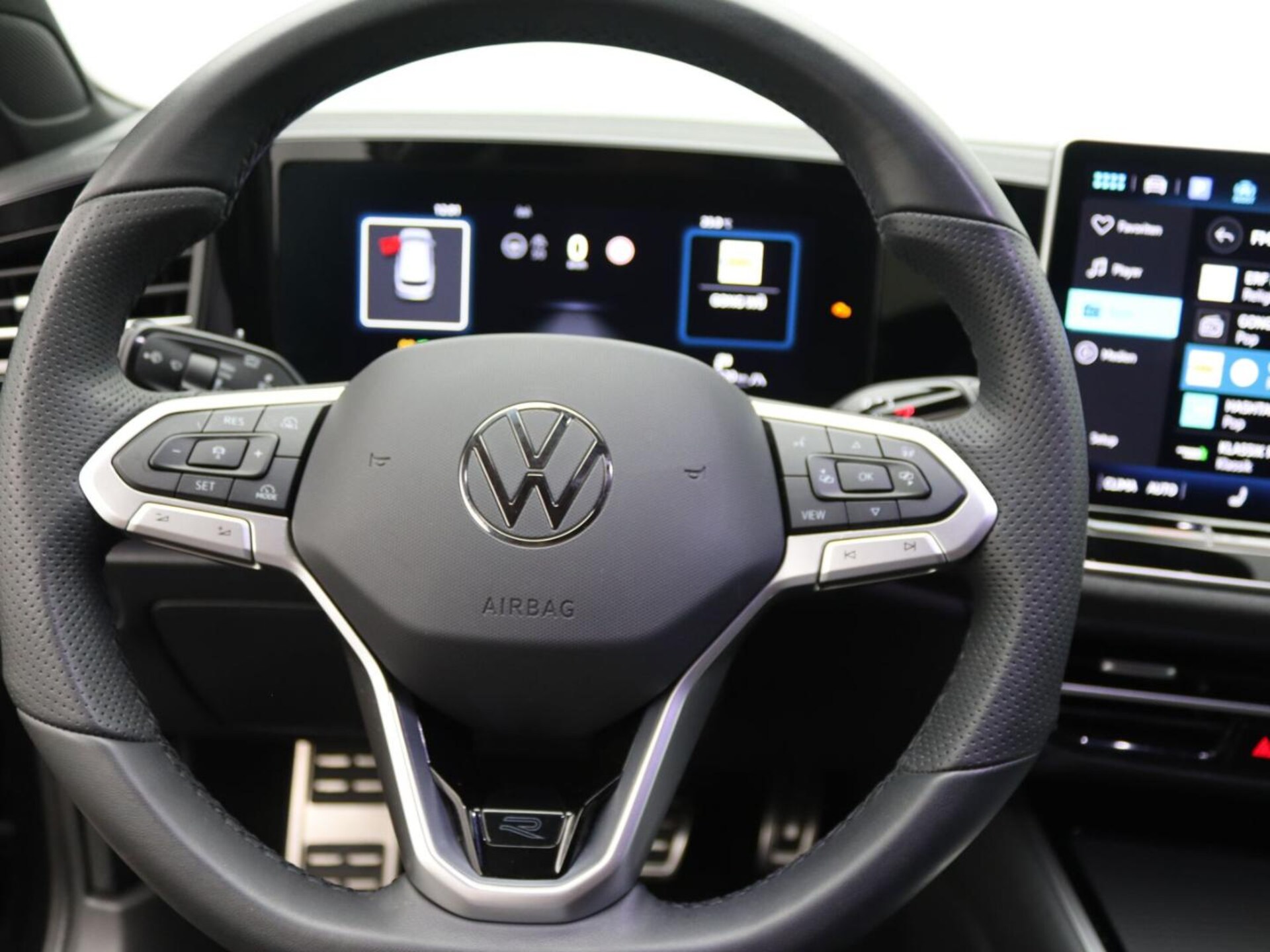 Volkswagen Passat R-Line