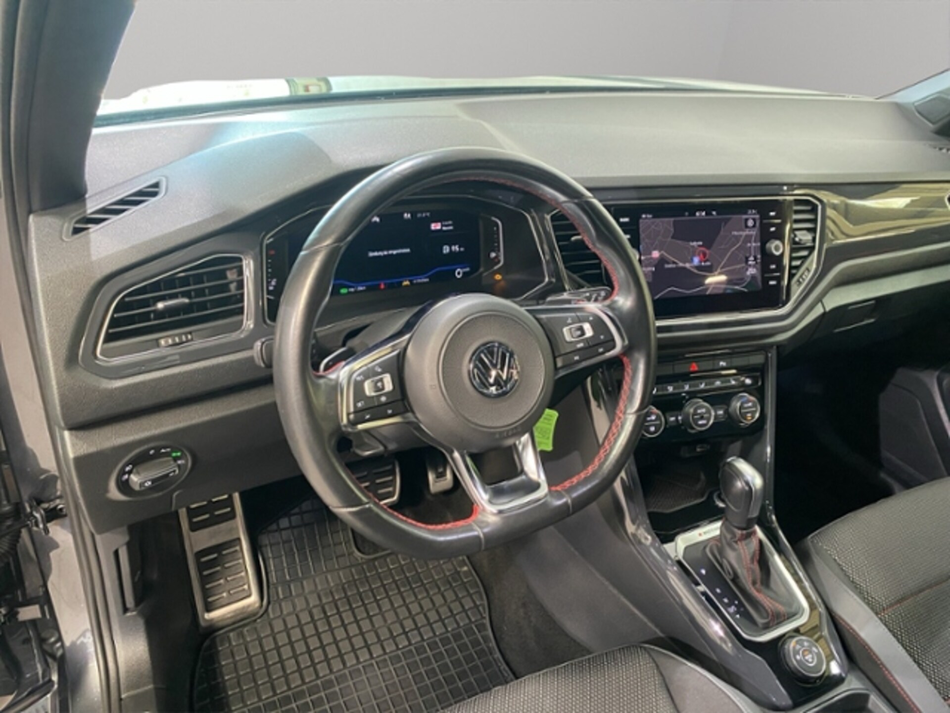 Volkswagen T-Roc Sport