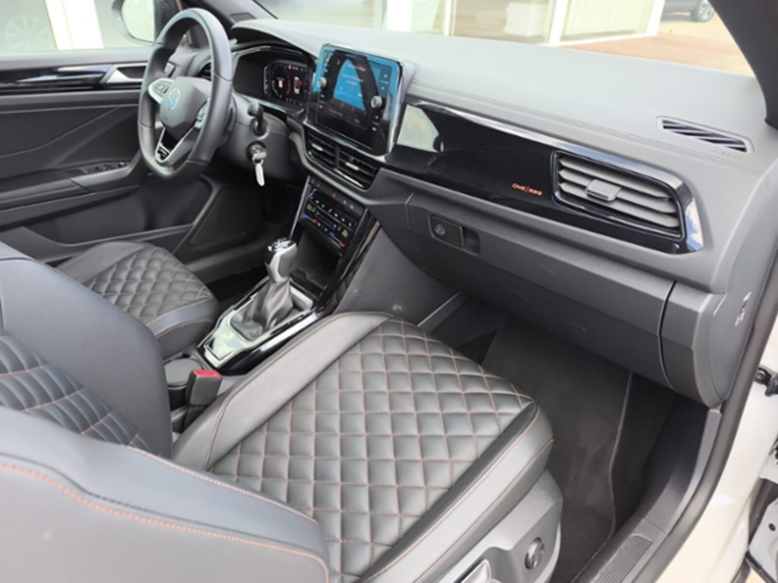 Volkswagen T-Roc Cabriolet – Bild 26