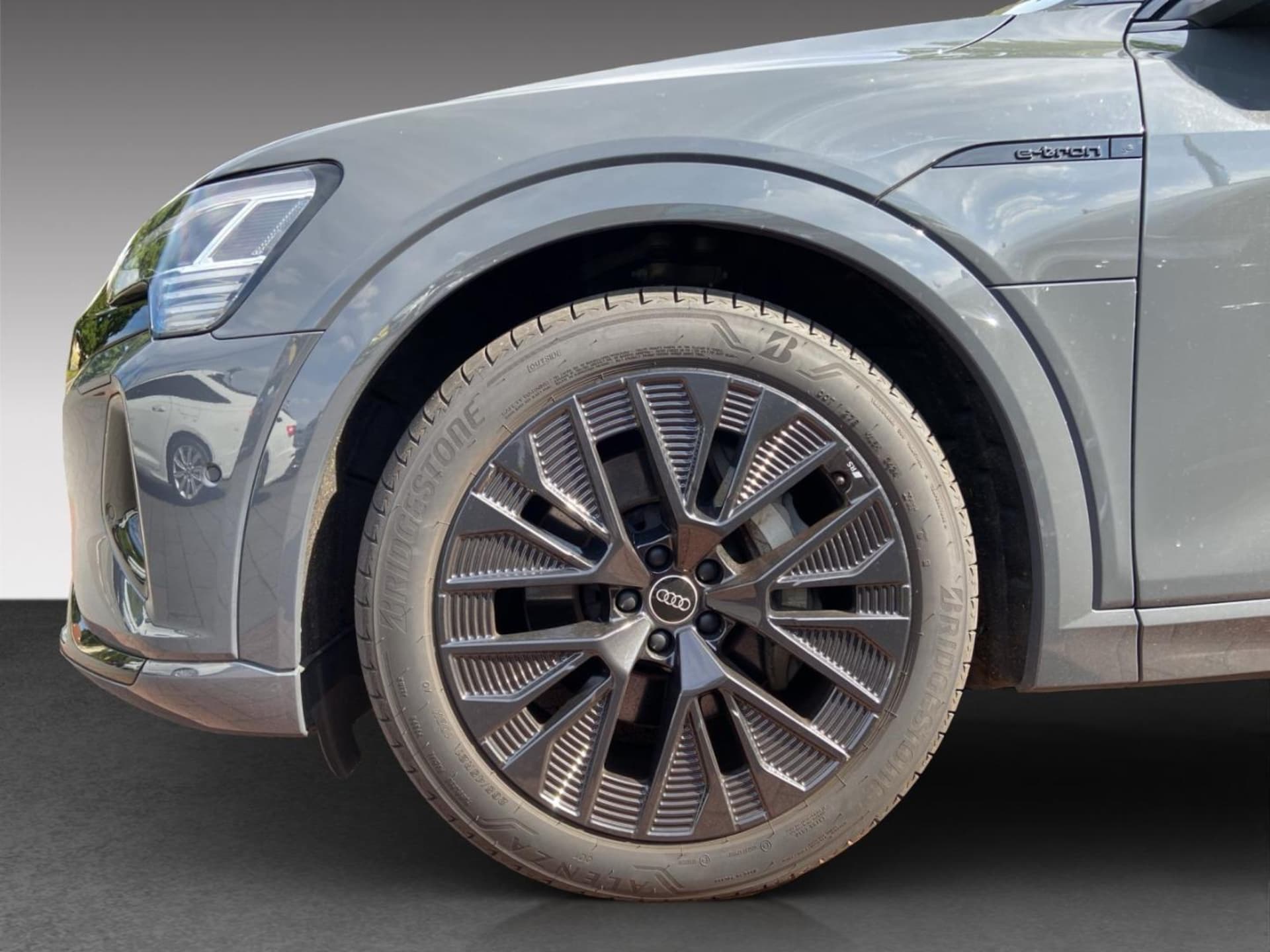 Audi Q8 Sportback e-tron Advanced