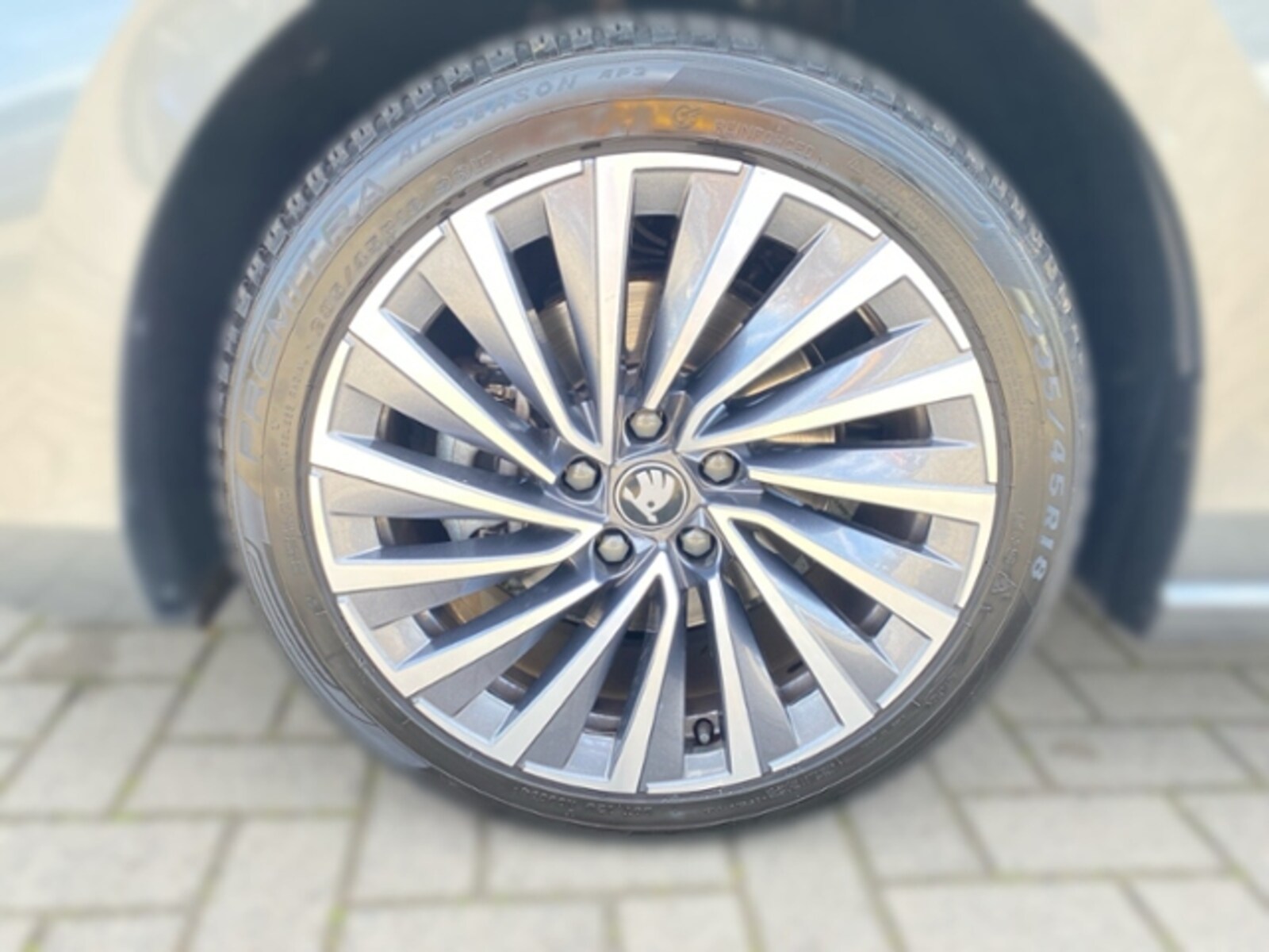 Škoda Superb Combi – Bild 8