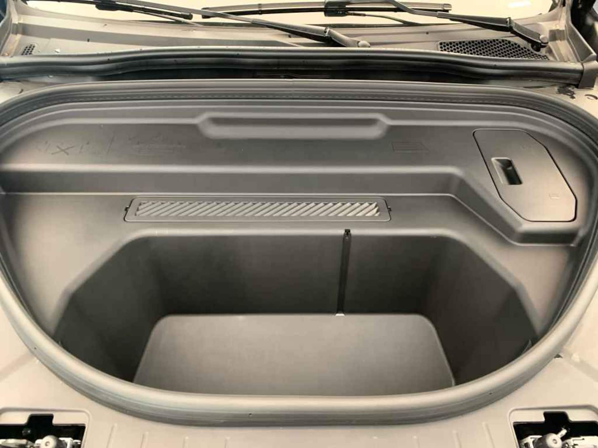 Audi Q6 SUV e-tron