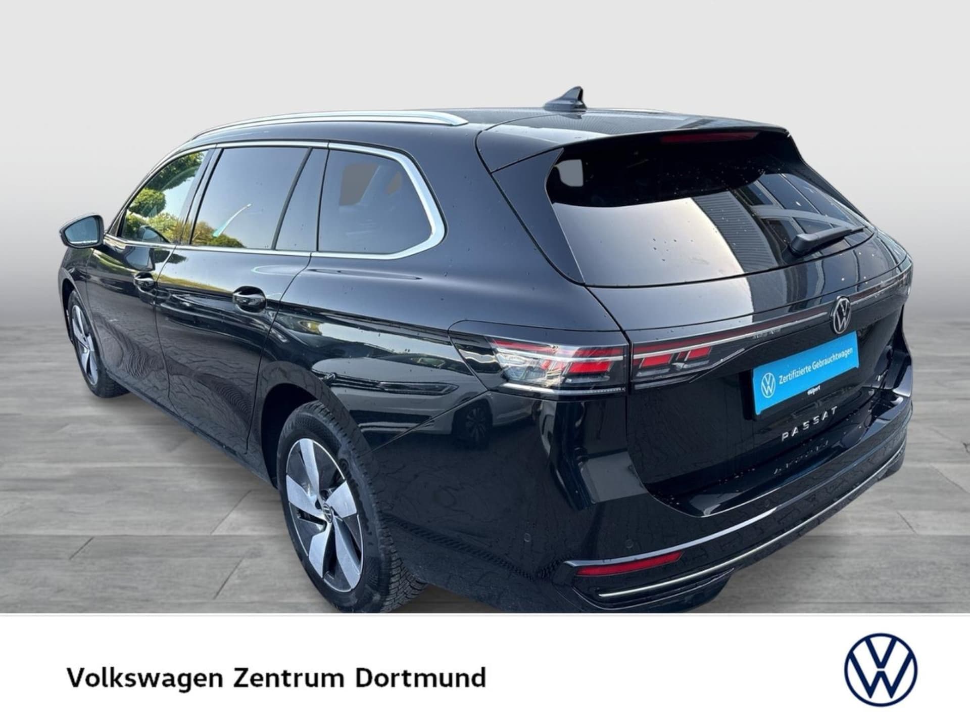Volkswagen Passat Elegance
