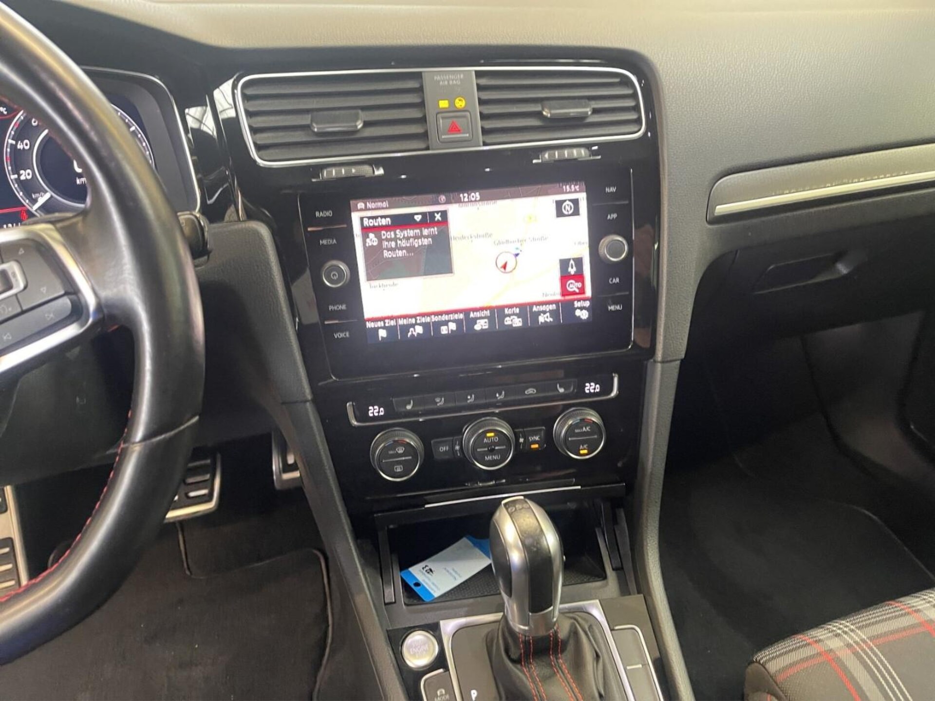 Volkswagen Golf GTI