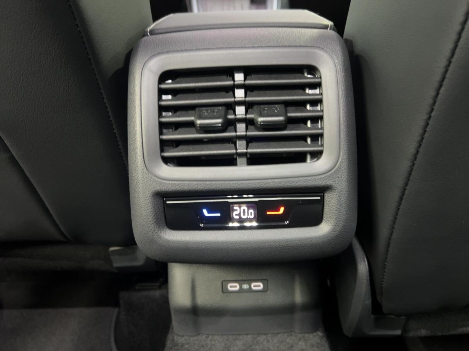 Volkswagen T-Roc – Bild 13