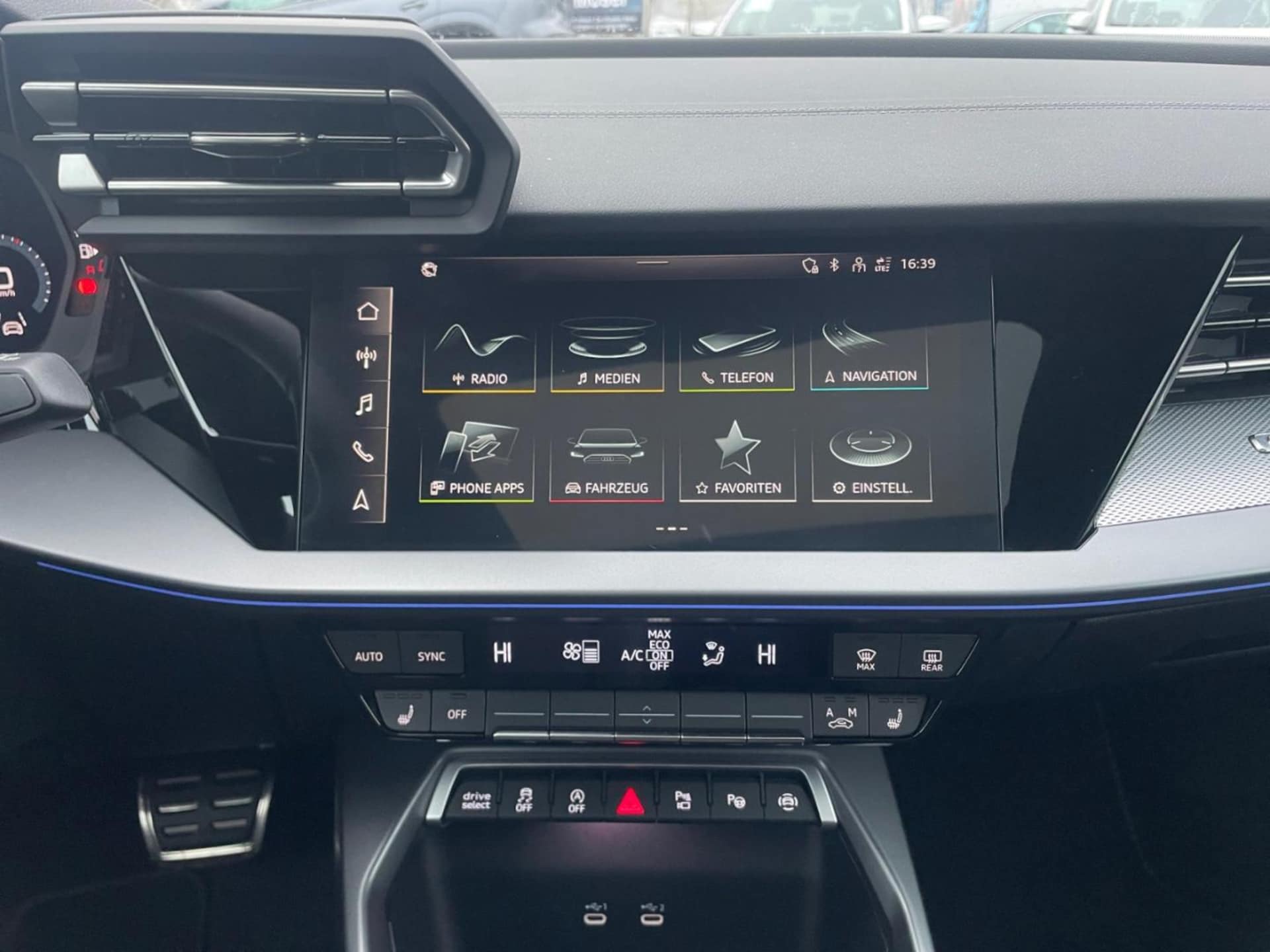 Audi A3 Sportback S line
