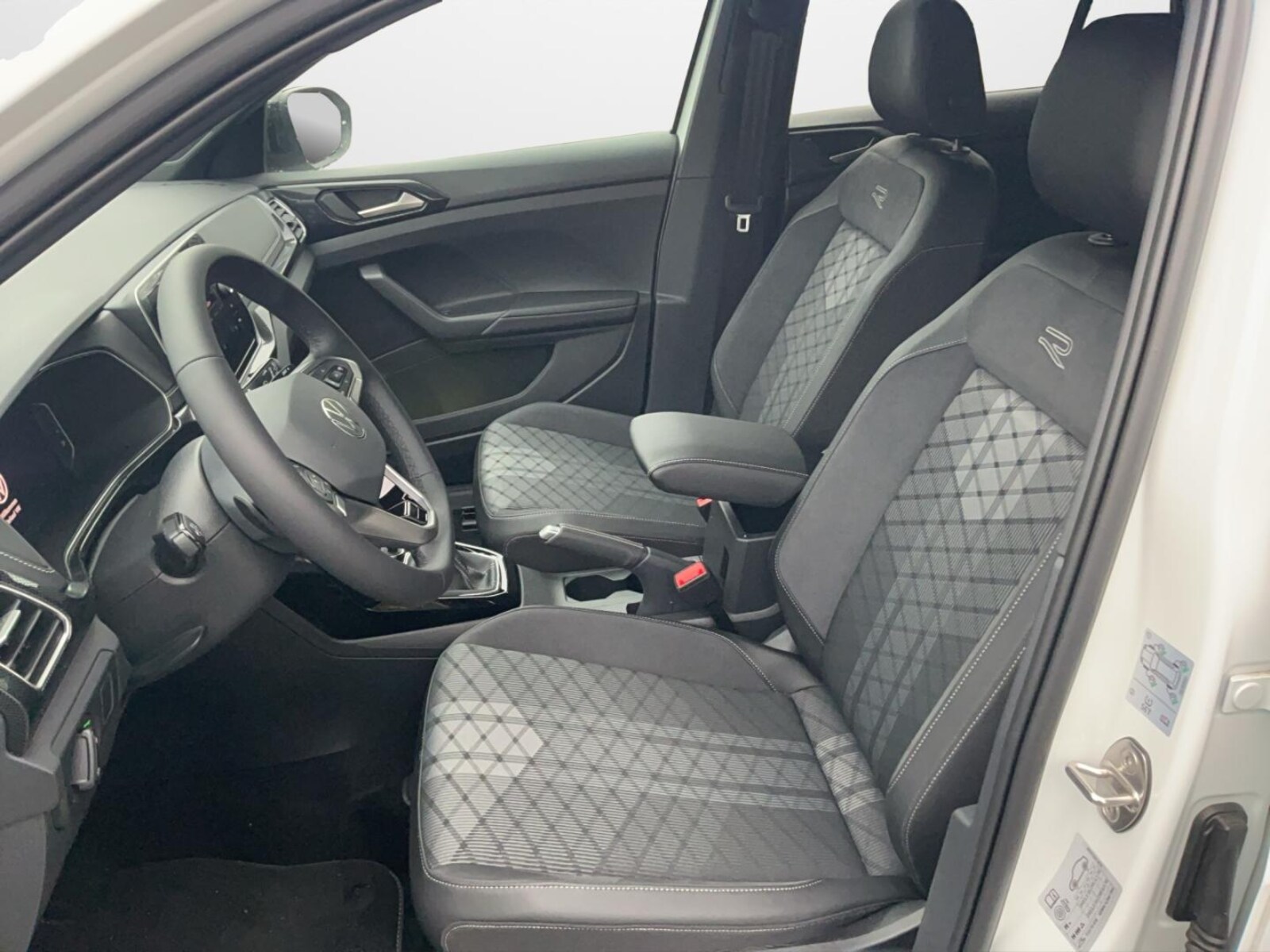 Volkswagen T-Cross – Bild 7