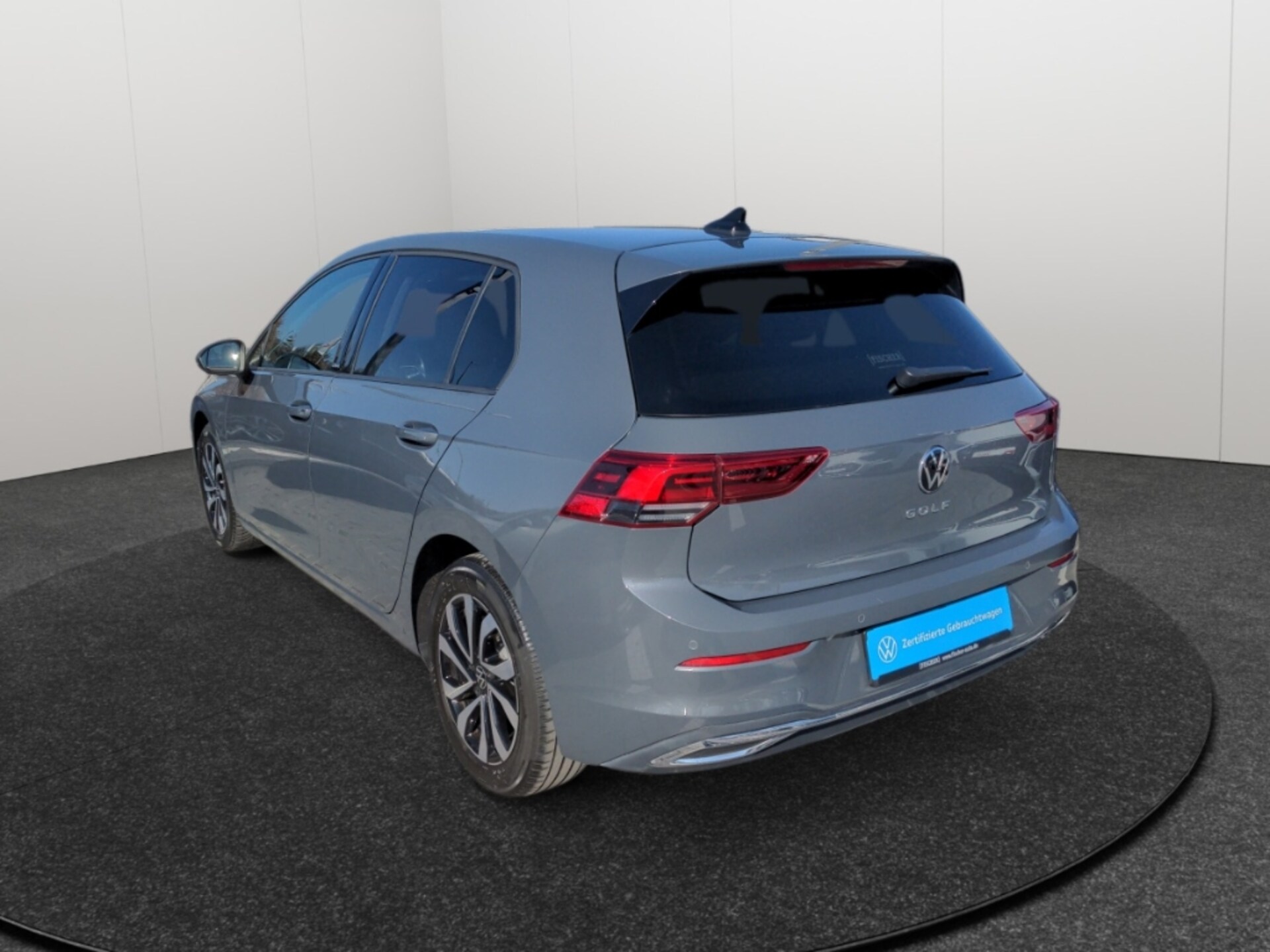 Volkswagen Golf Life