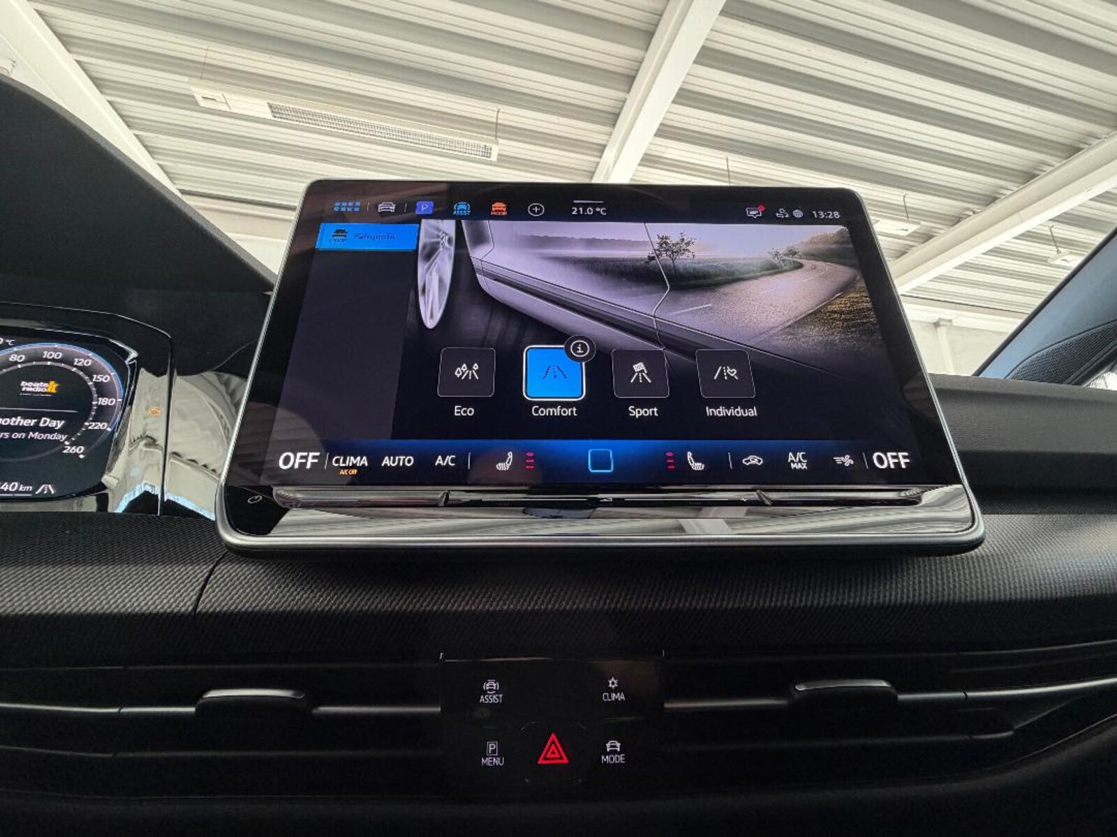 Volkswagen Golf Variant – Bild 14