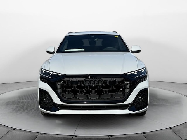 2026 Audi Q8