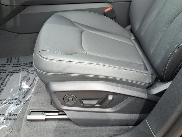 2026 Audi Q8 Premium Plus - Photo 13