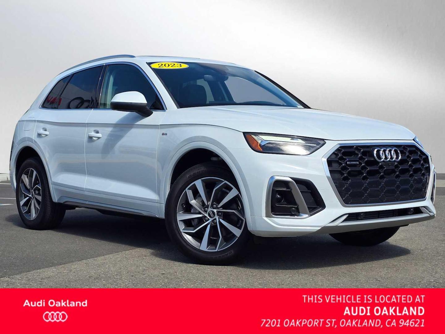 2023 Audi Q5 45 Premium Plus's photo
