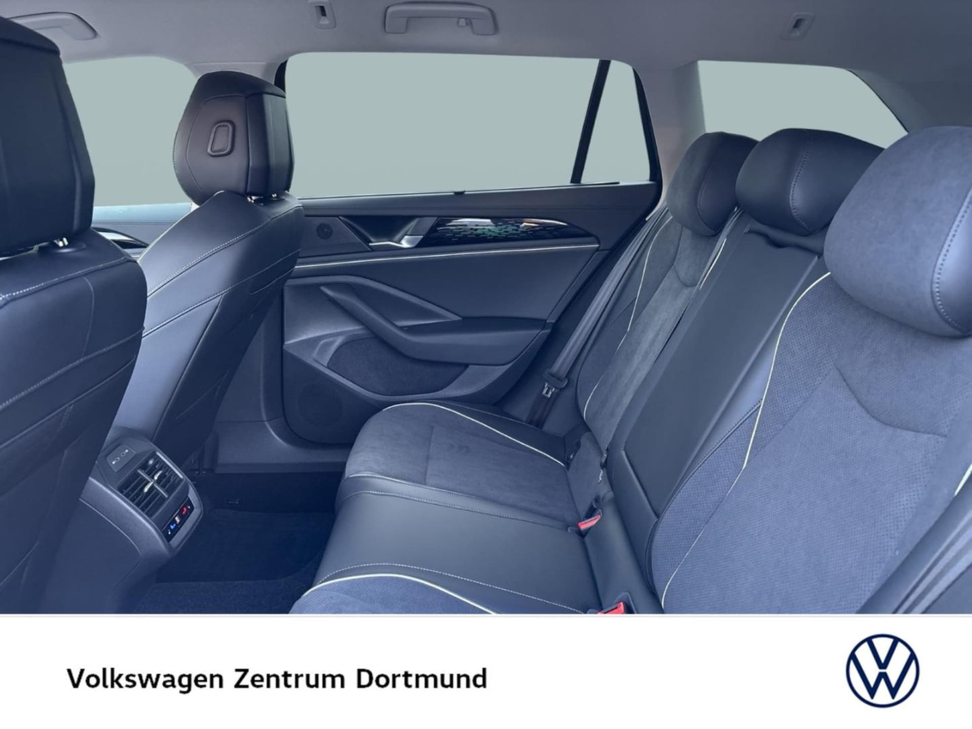 Volkswagen Passat Elegance