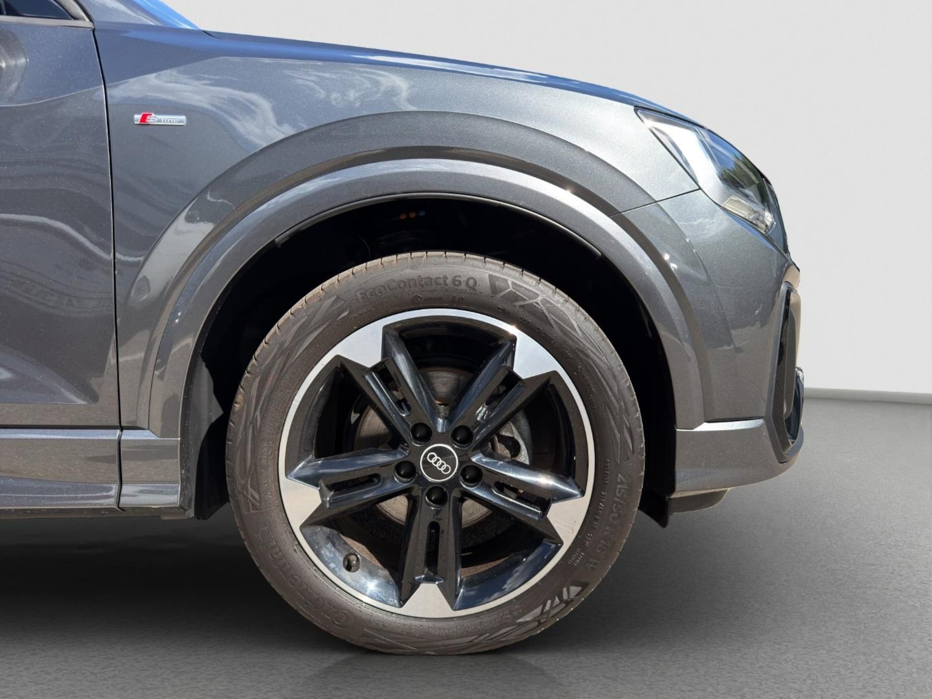 Audi Q2 S line
