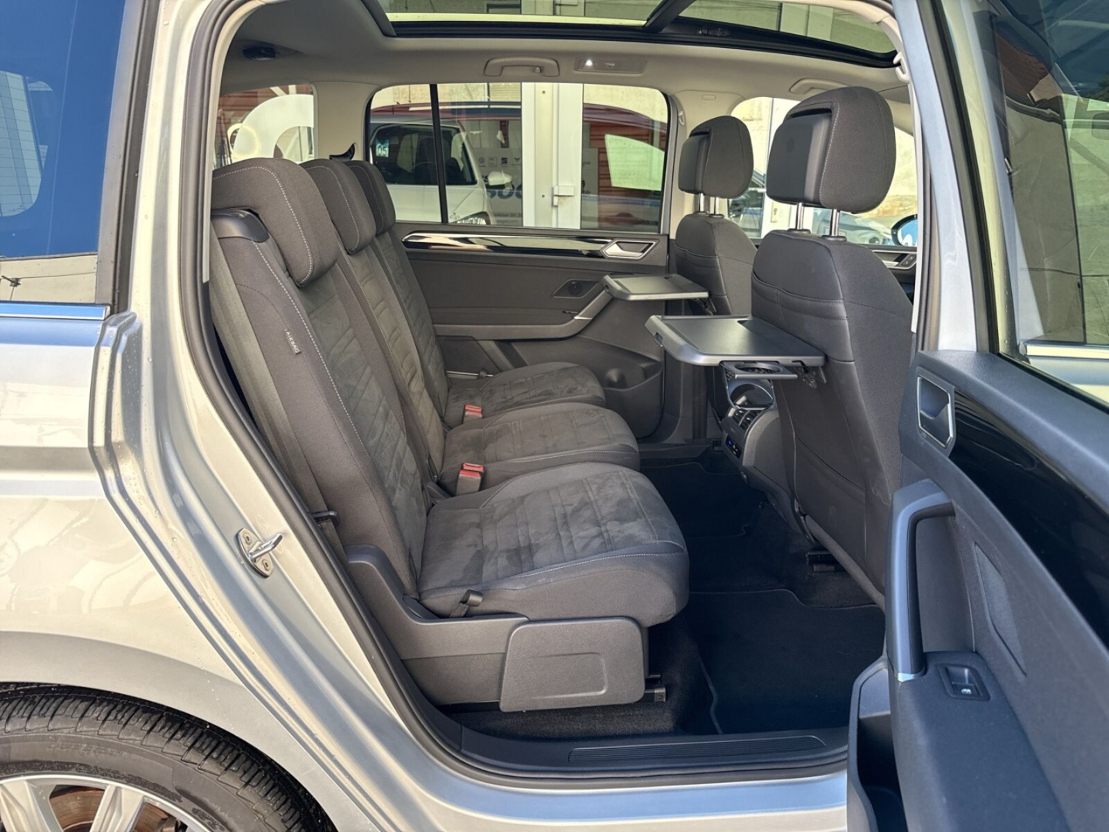Volkswagen Touran – Bild 13