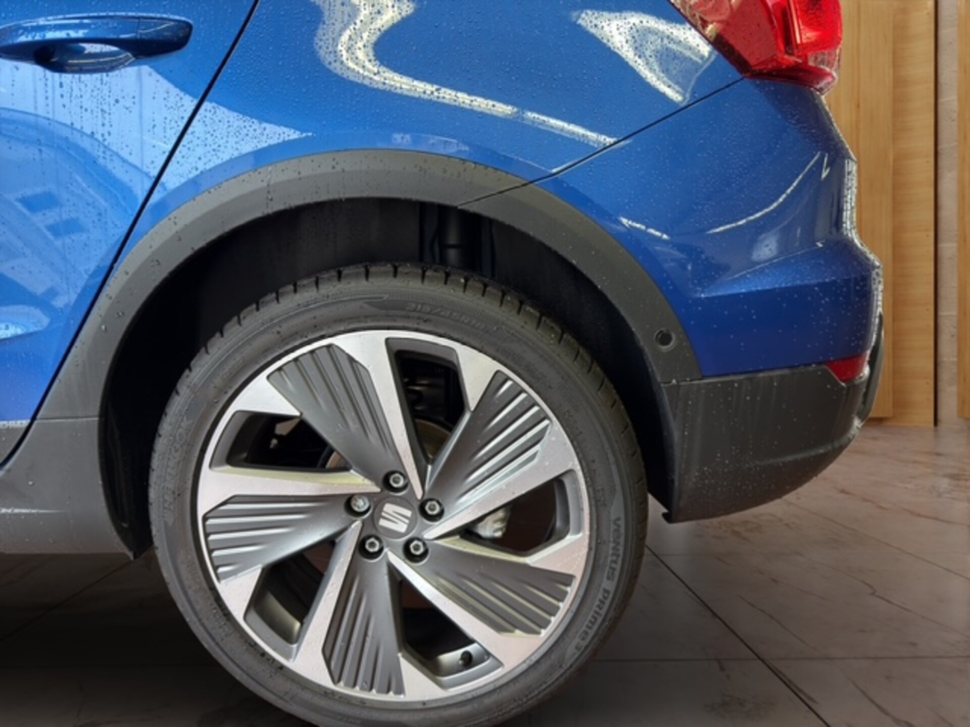 SEAT Arona FR