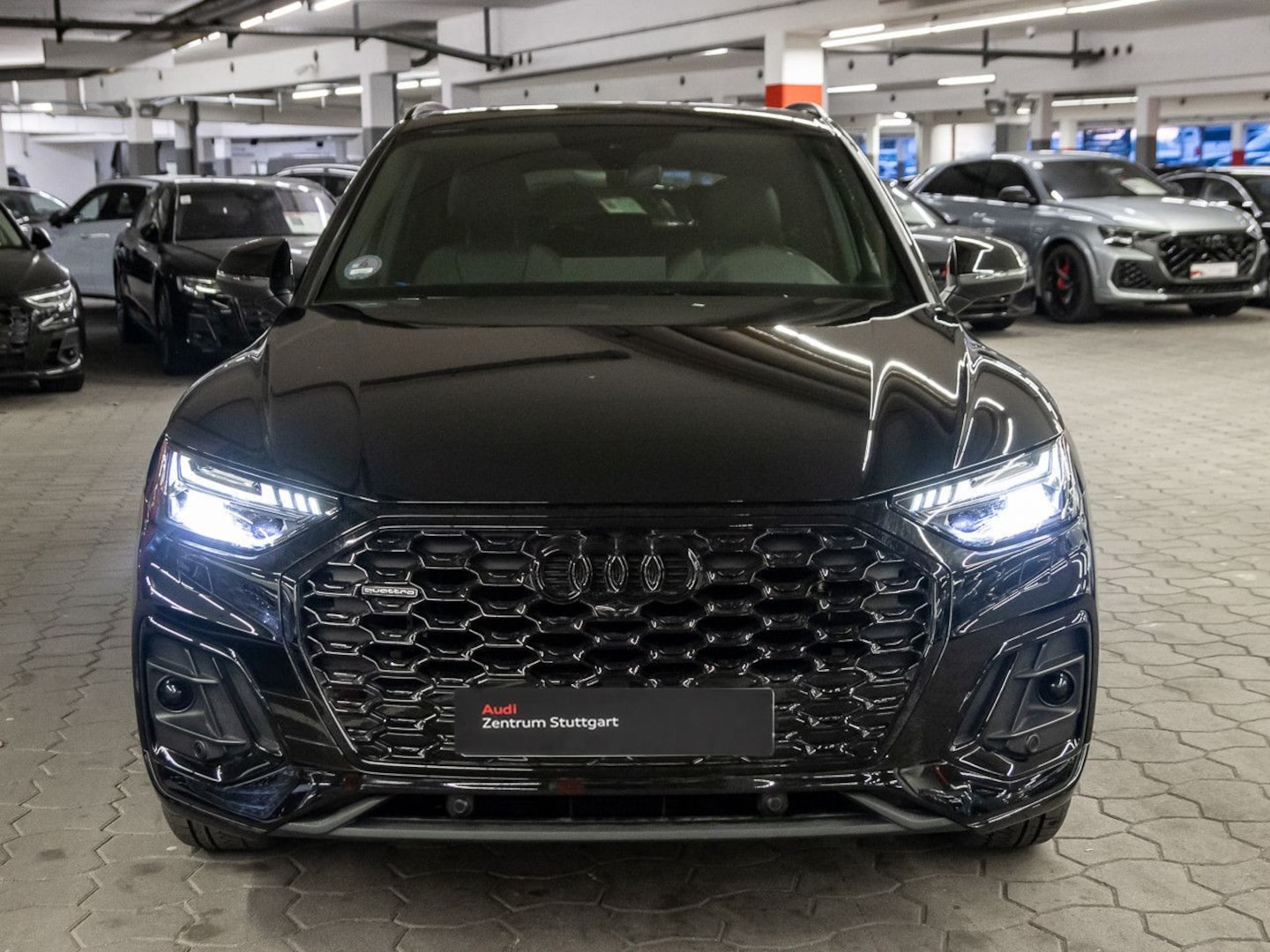 Bild über Audi Q5 Sportback 40 TDI quattro S tronic - für weitere Informationen kontaktieren Sie den Audi Partner