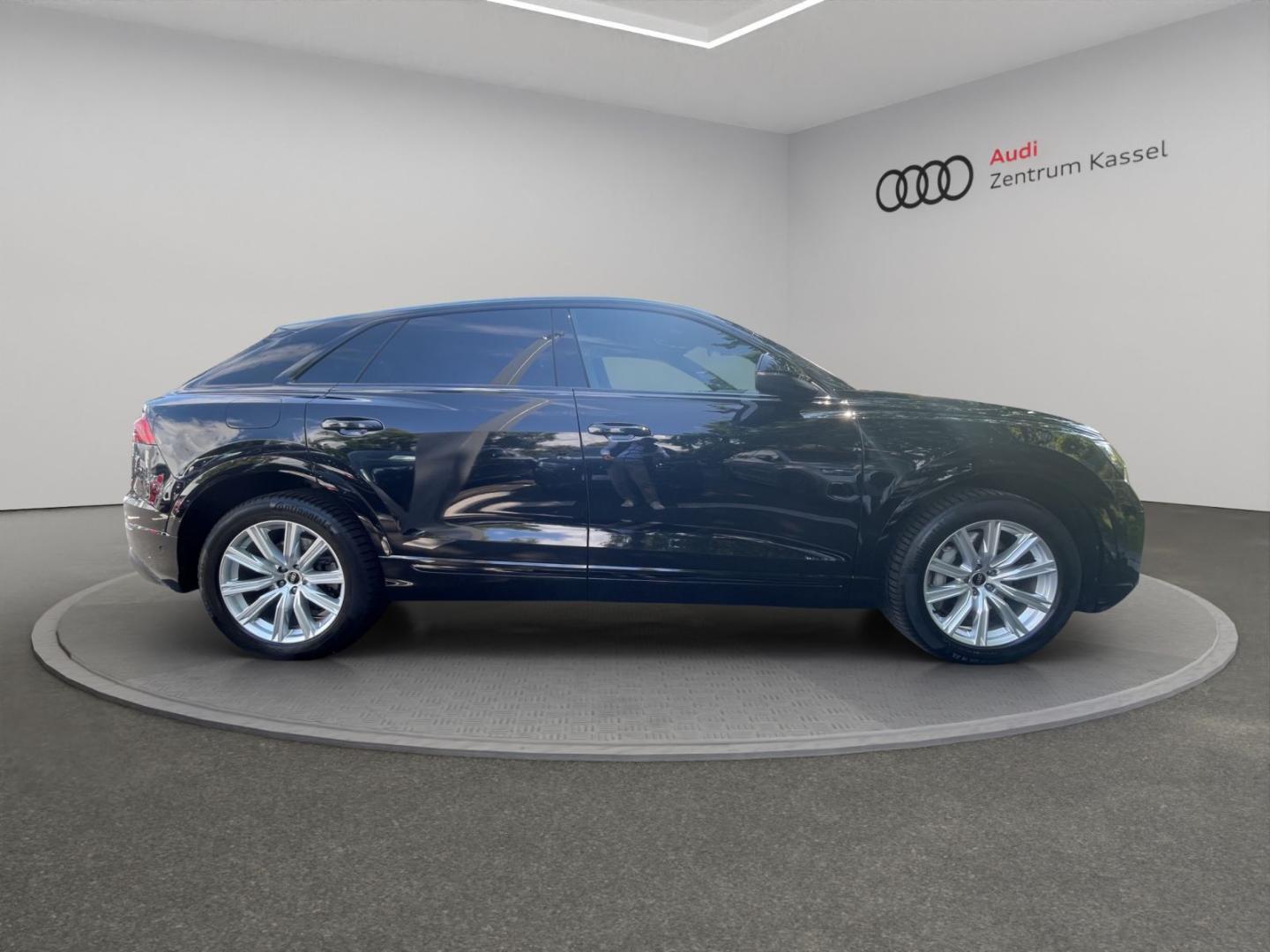 Image about Audi Q8 SUV TFSI e 55 TFSI e quattro tiptronic