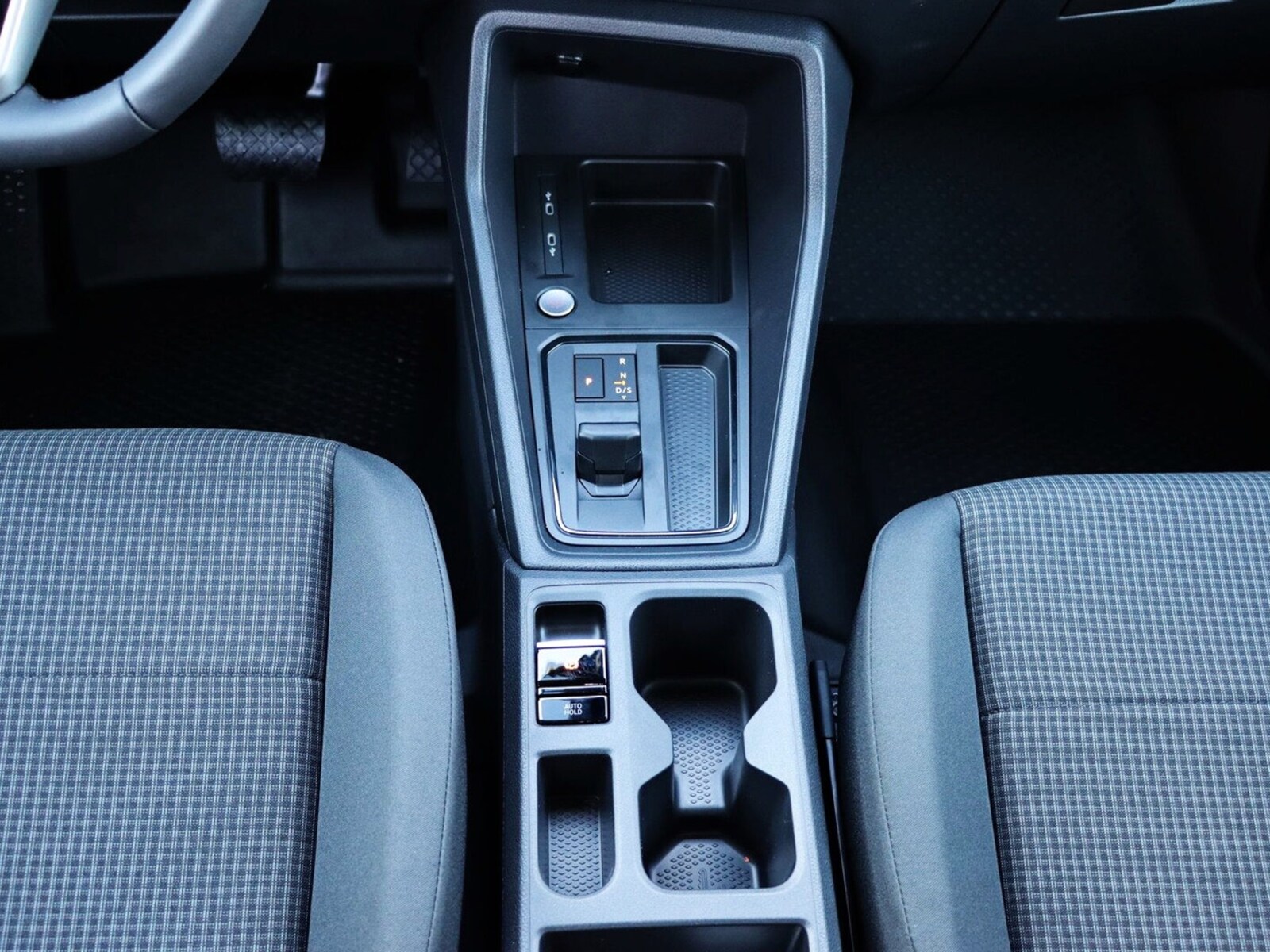 Volkswagen Caddy Maxi Kombi – Bild 6