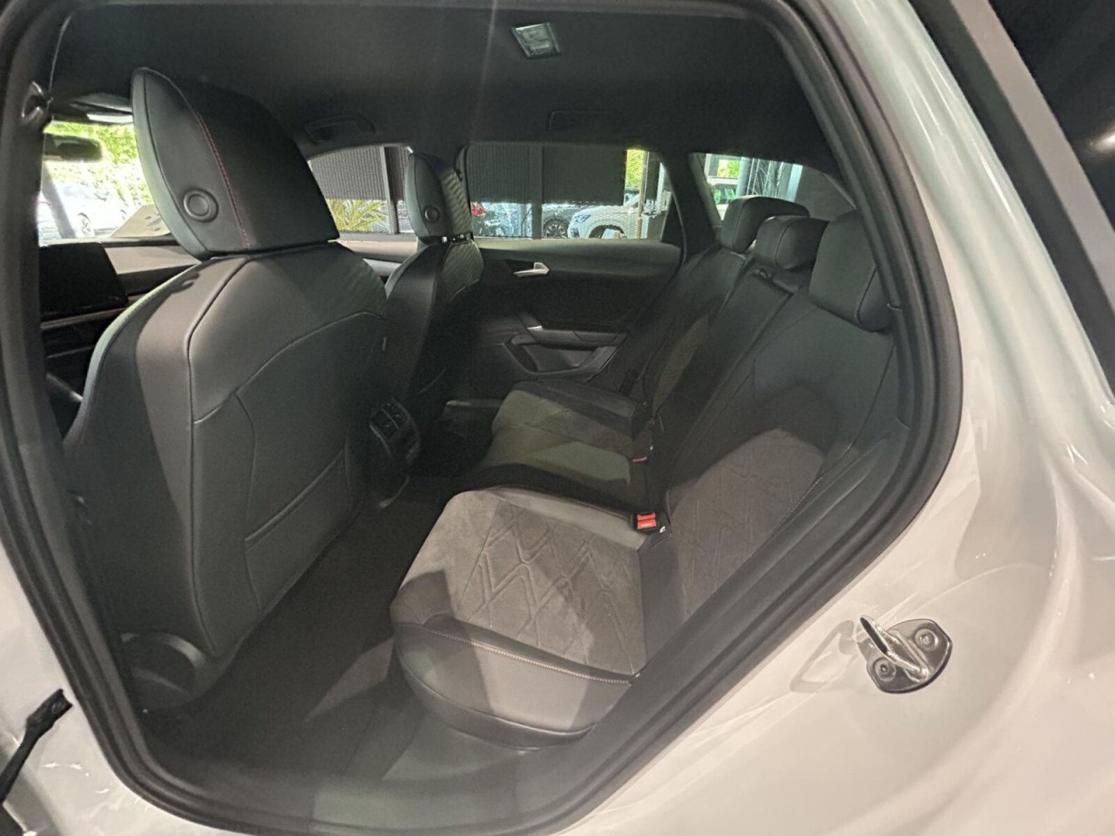 SEAT Leon Sportstourer – Bild 8