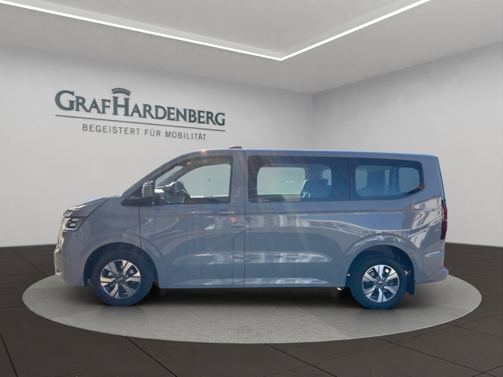 Volkswagen Transporter Kombi kurzer Radstand – Bild 2