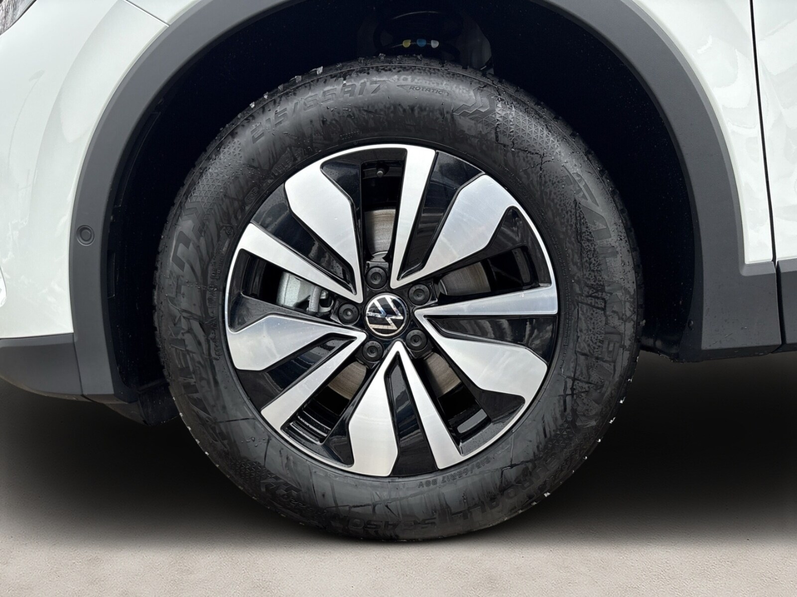 Volkswagen Tiguan – Bild 7