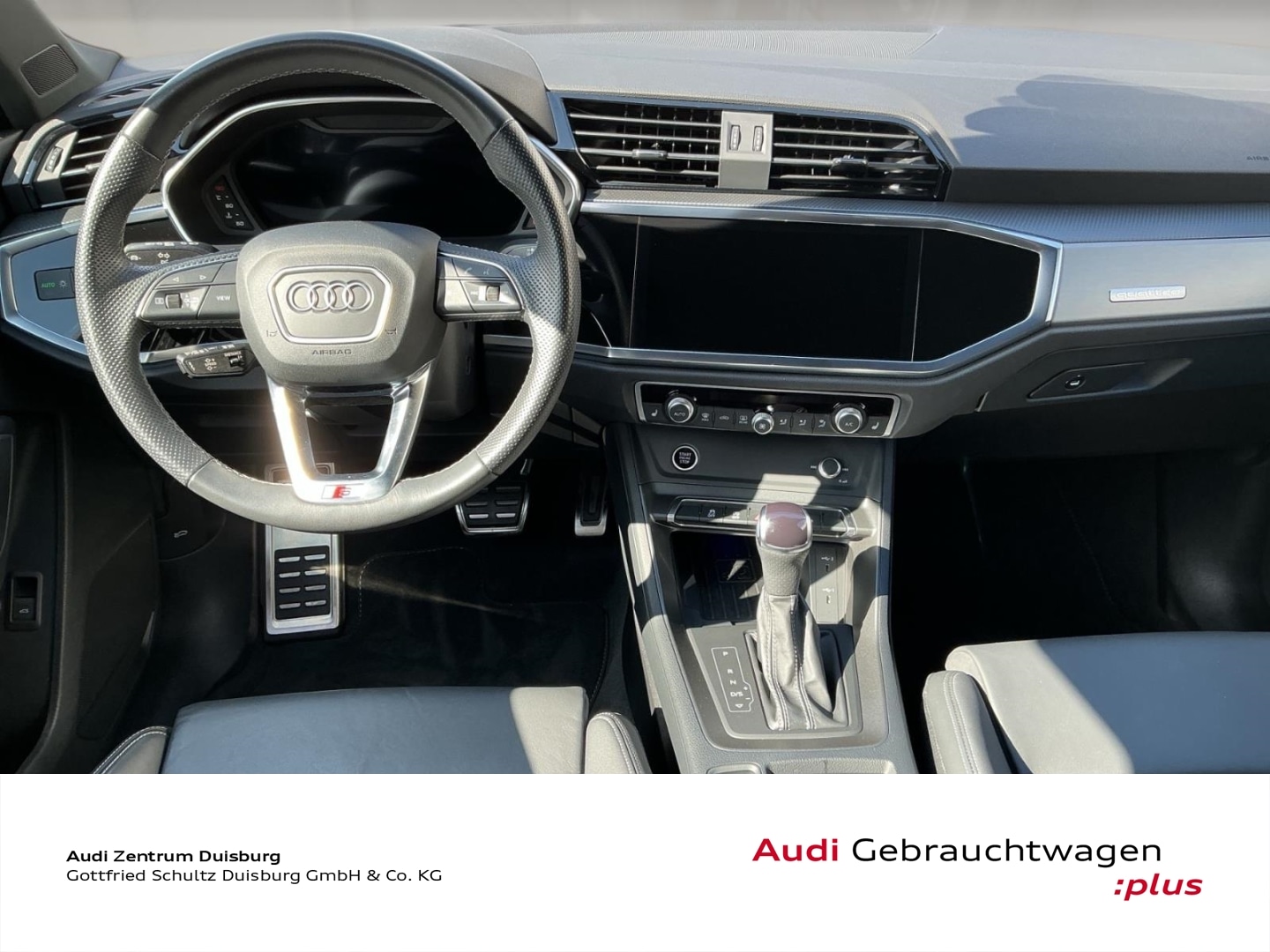 Bild über Audi Q3 S line 40 TFSI quattro S tronic - für weitere Informationen kontaktieren Sie den Audi Partner