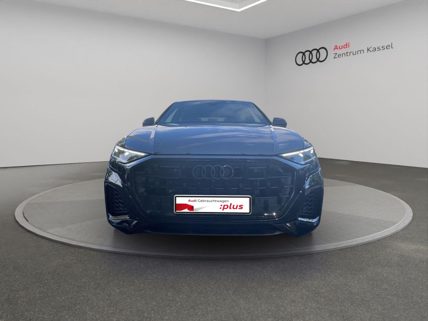 Image about Audi Q8 SUV TFSI e 55 TFSI e quattro tiptronic