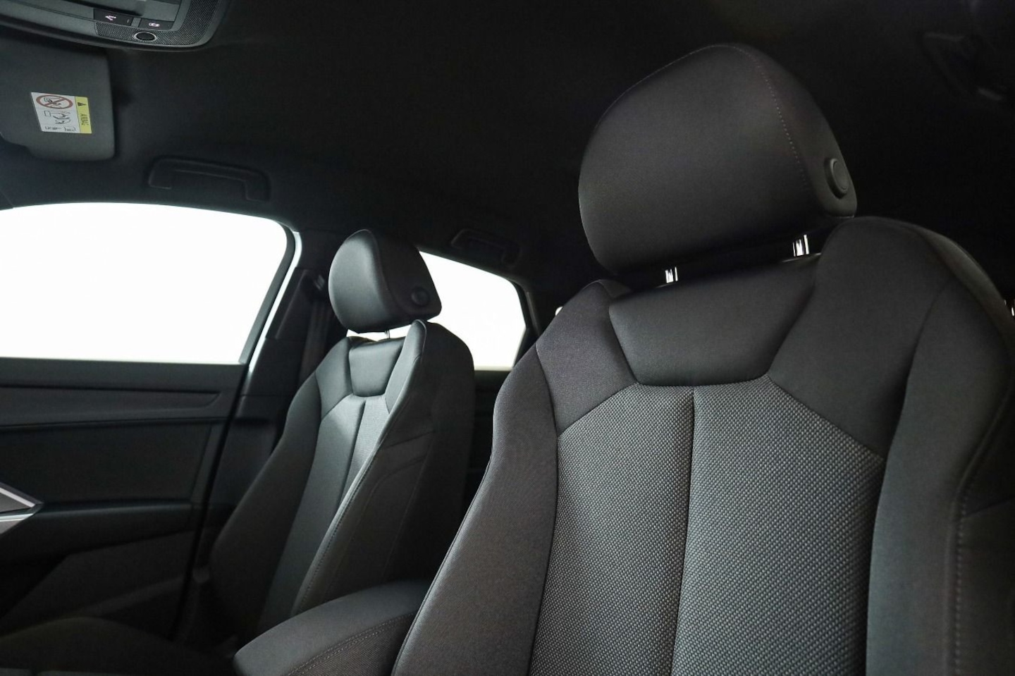 Bild über Audi Q3 Sportback S line 40 TFSI quattro S tronic - für weitere Informationen kontaktieren Sie den Audi Partner