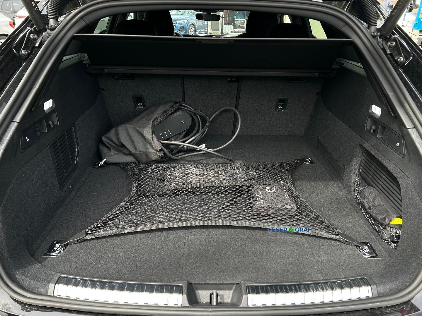 Bild über Audi A5 Avant e-hybrid e-hybrid quattro 220 kW S tronic - für weitere Informationen kontaktieren Sie den Audi Partner