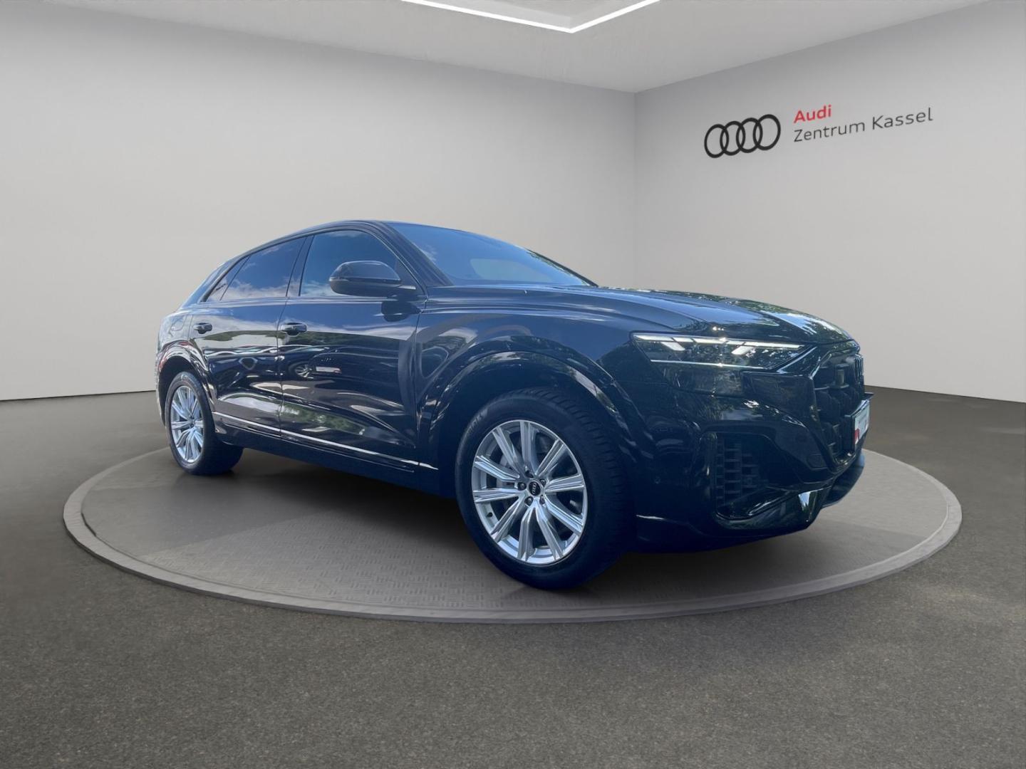 Image about Audi Q8 SUV TFSI e 55 TFSI e quattro tiptronic