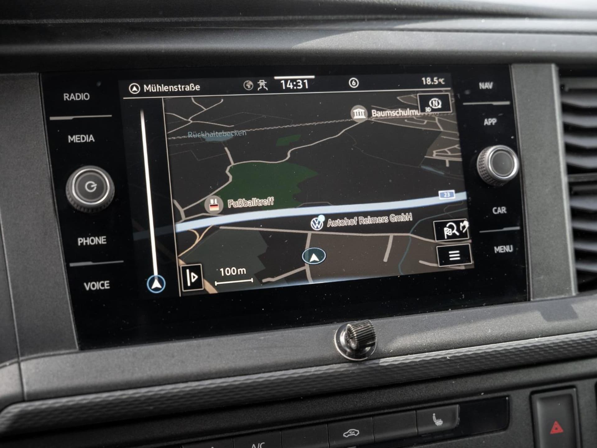 Volkswagen T6.1 Transporter Kasten langer Radstand