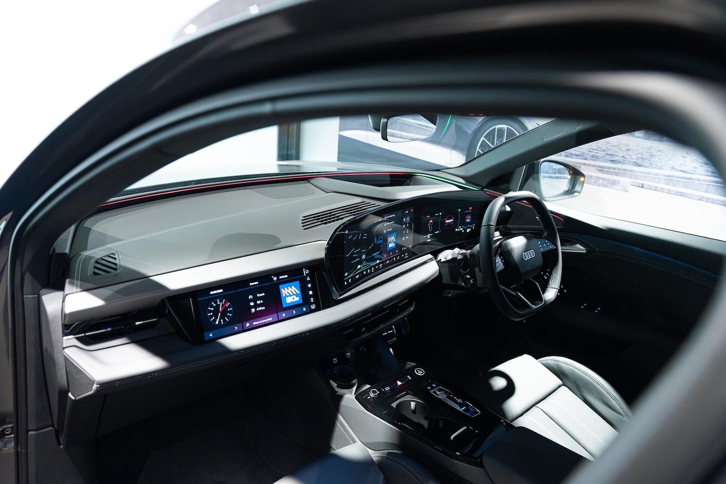 Image about Audi Q6 SUV e-tron e-tron quattro