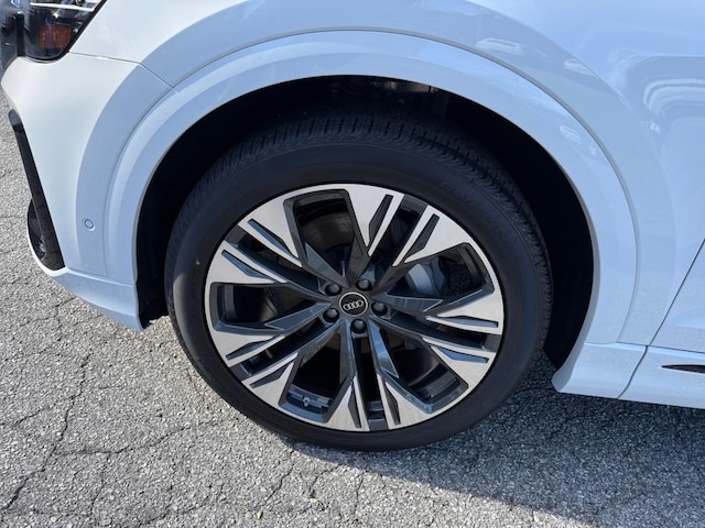 2026 Audi Q8 Premium Plus - Photo 27