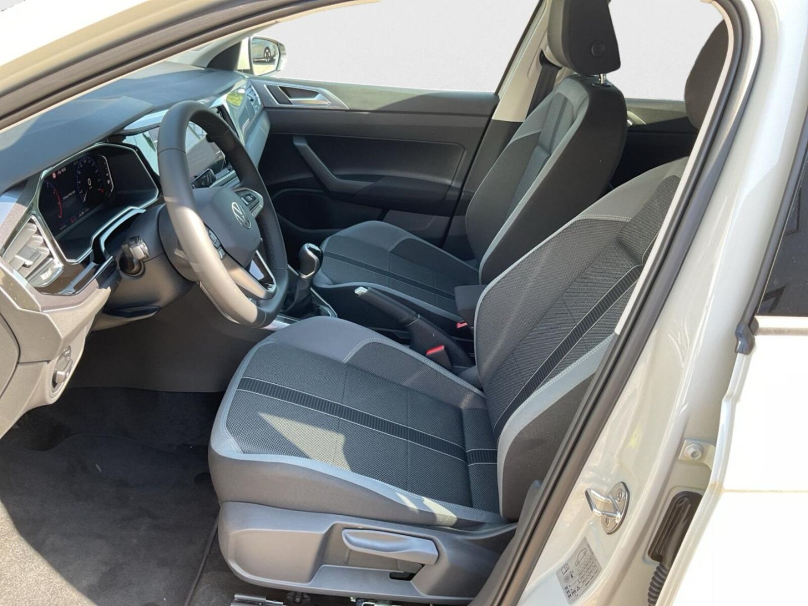 Volkswagen Polo – Bild 10