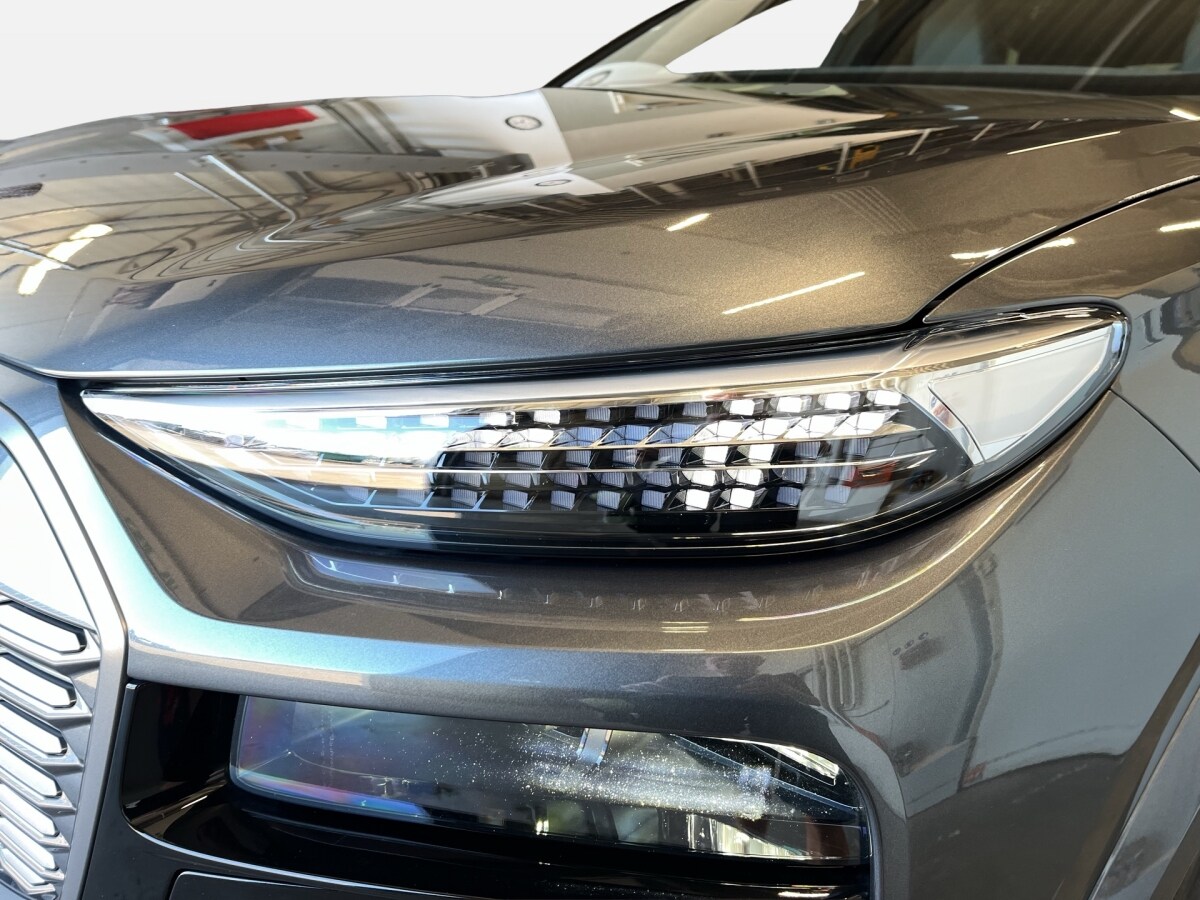 Image about Audi Q6 SUV e-tron e-tron quattro