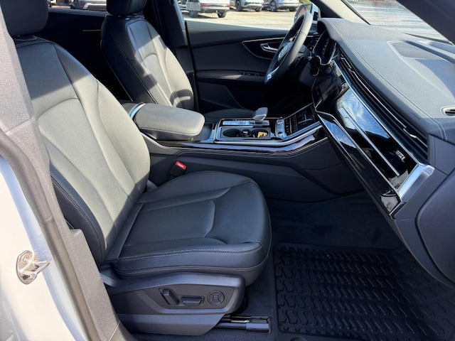 2026 Audi Q8 Premium Plus - Photo 28