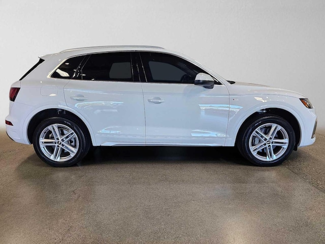 2024 Audi Q5 TFSI e