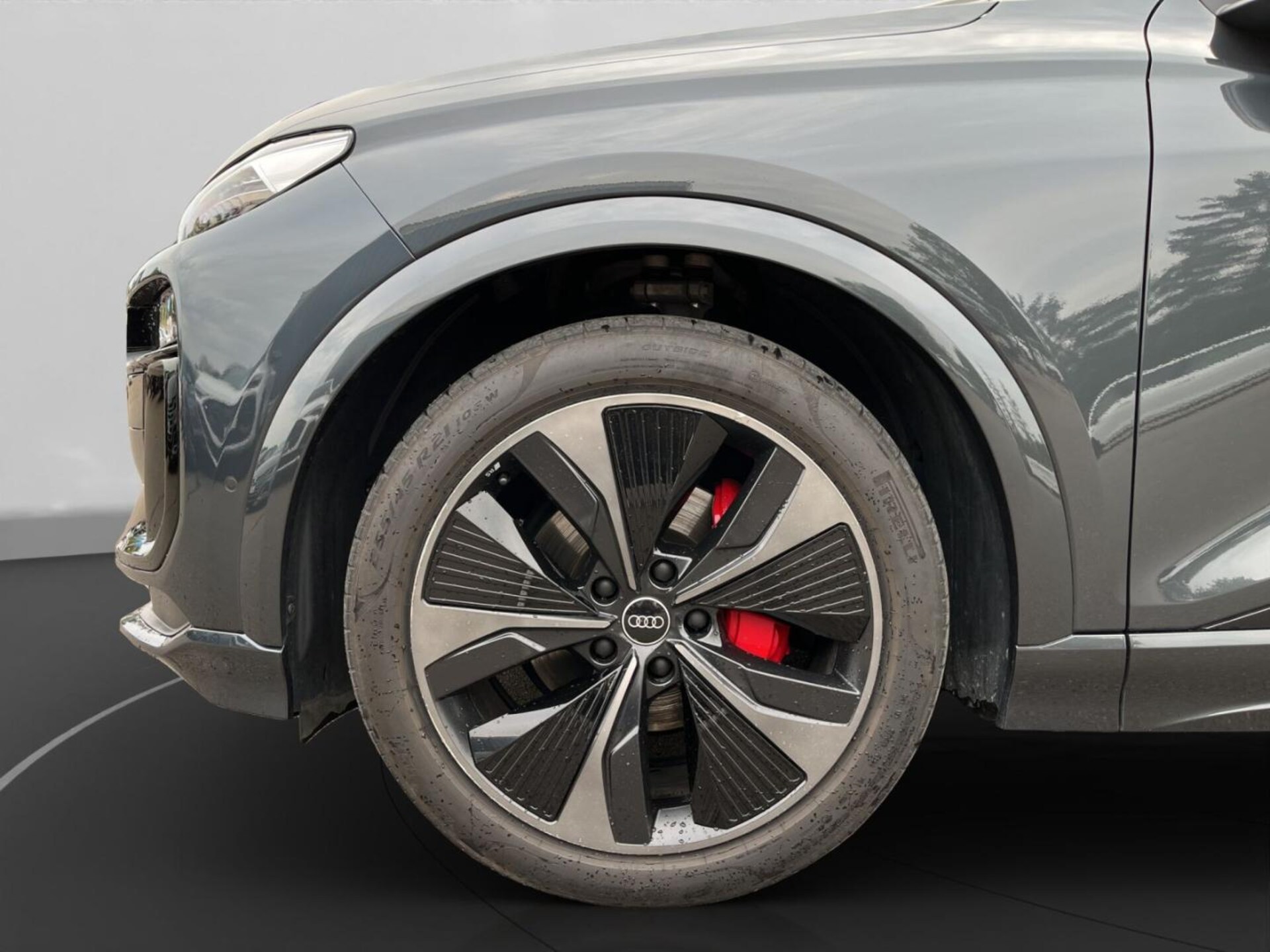 Audi Q6 SUV e-tron
