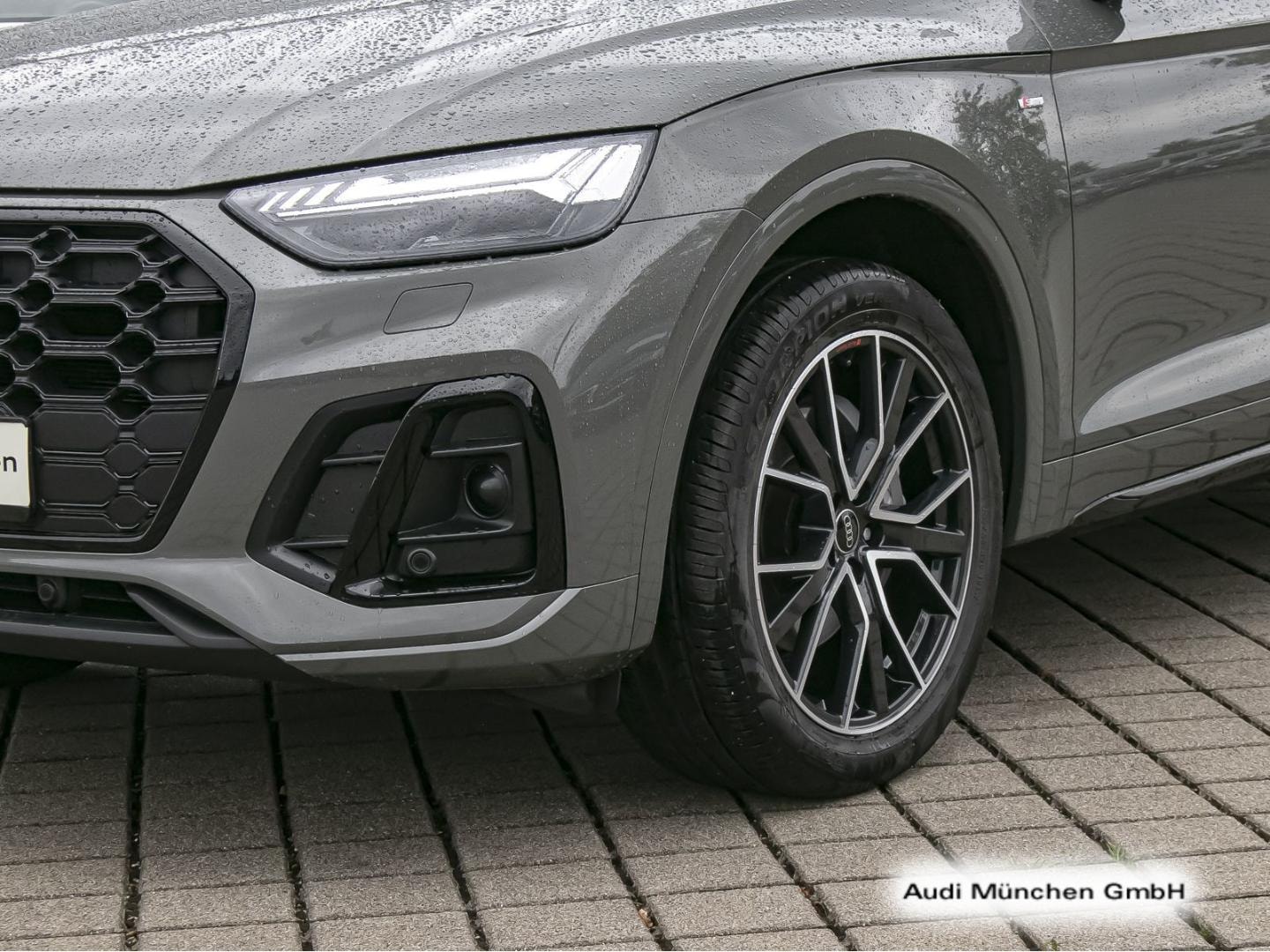 Bild über Audi Q5 40 TDI quattro S tronic - für weitere Informationen kontaktieren Sie den Audi Partner