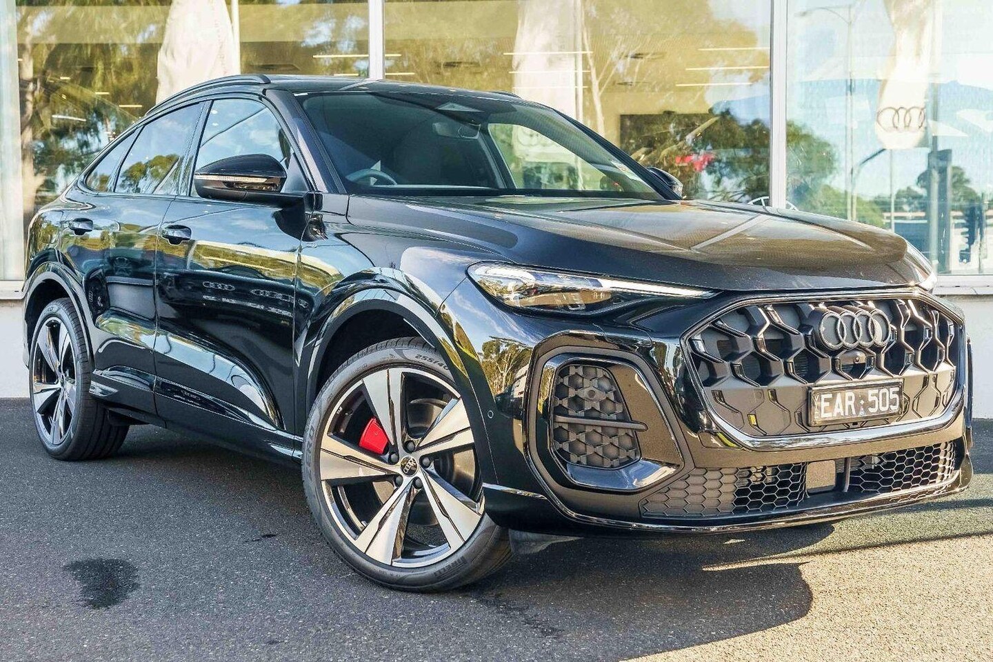 Image about Audi Q5 Sportback e-hybrid quattro S tronic