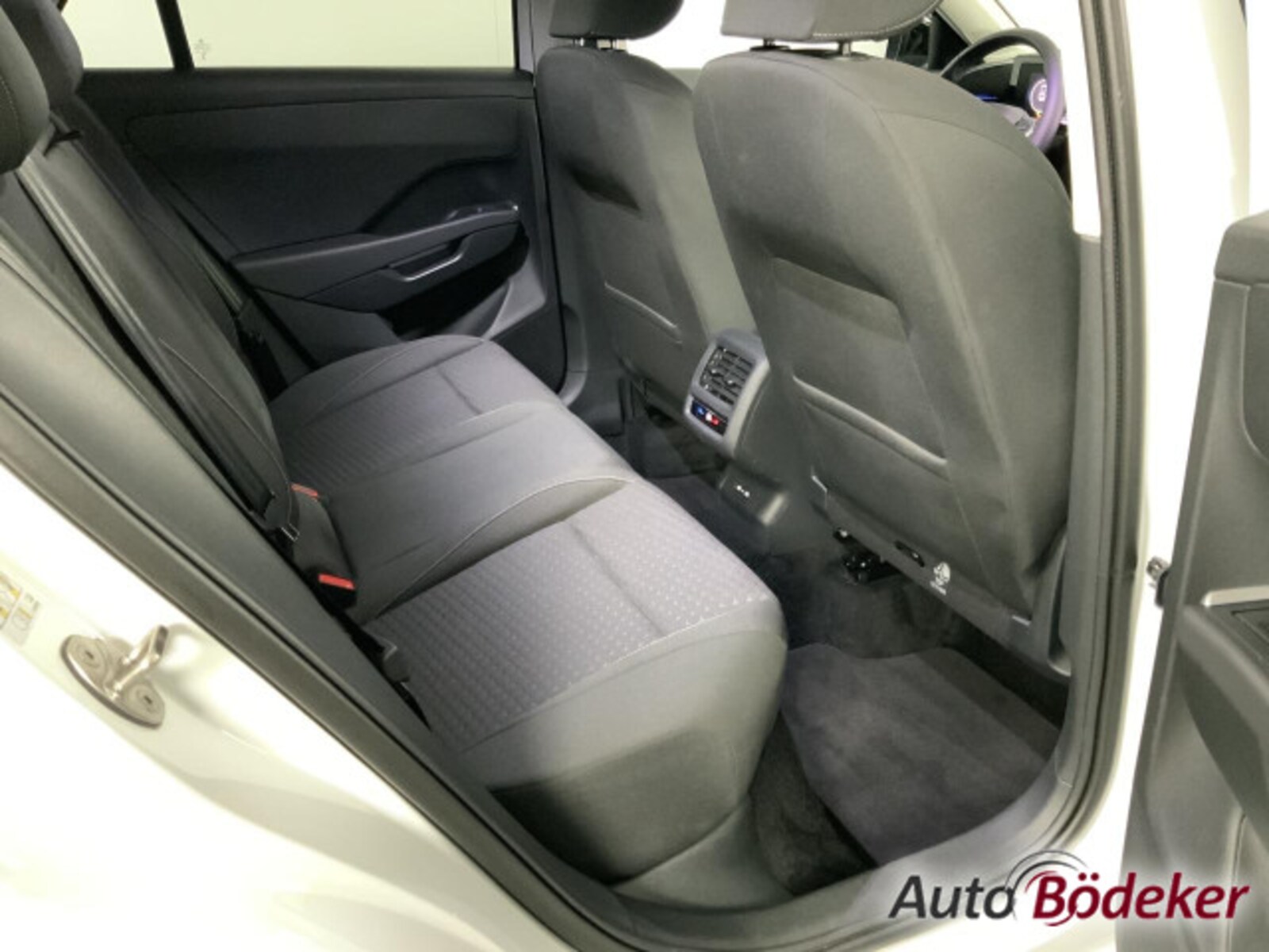 Volkswagen T-Roc – Bild 10